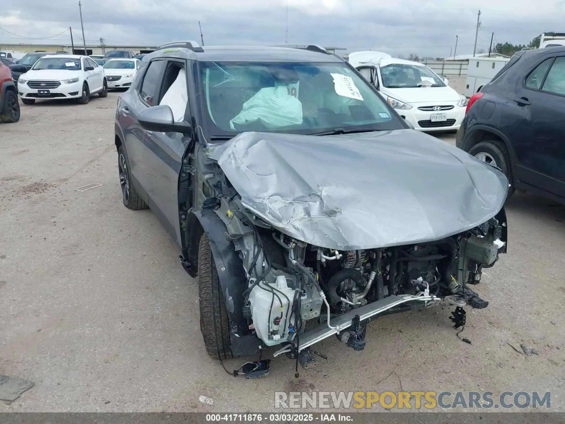 1 Фотография поврежденного автомобиля KL79MPS21RB059690 CHEVROLET TRAILBLAZER 2024