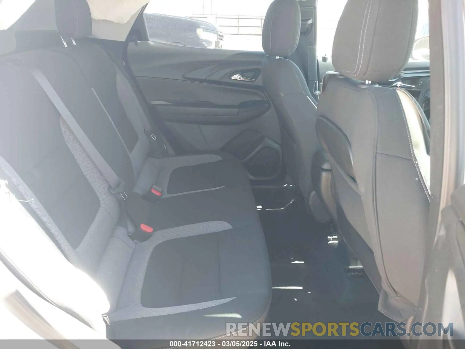 8 Фотография поврежденного автомобиля KL79MPS25RB076699 CHEVROLET TRAILBLAZER 2024