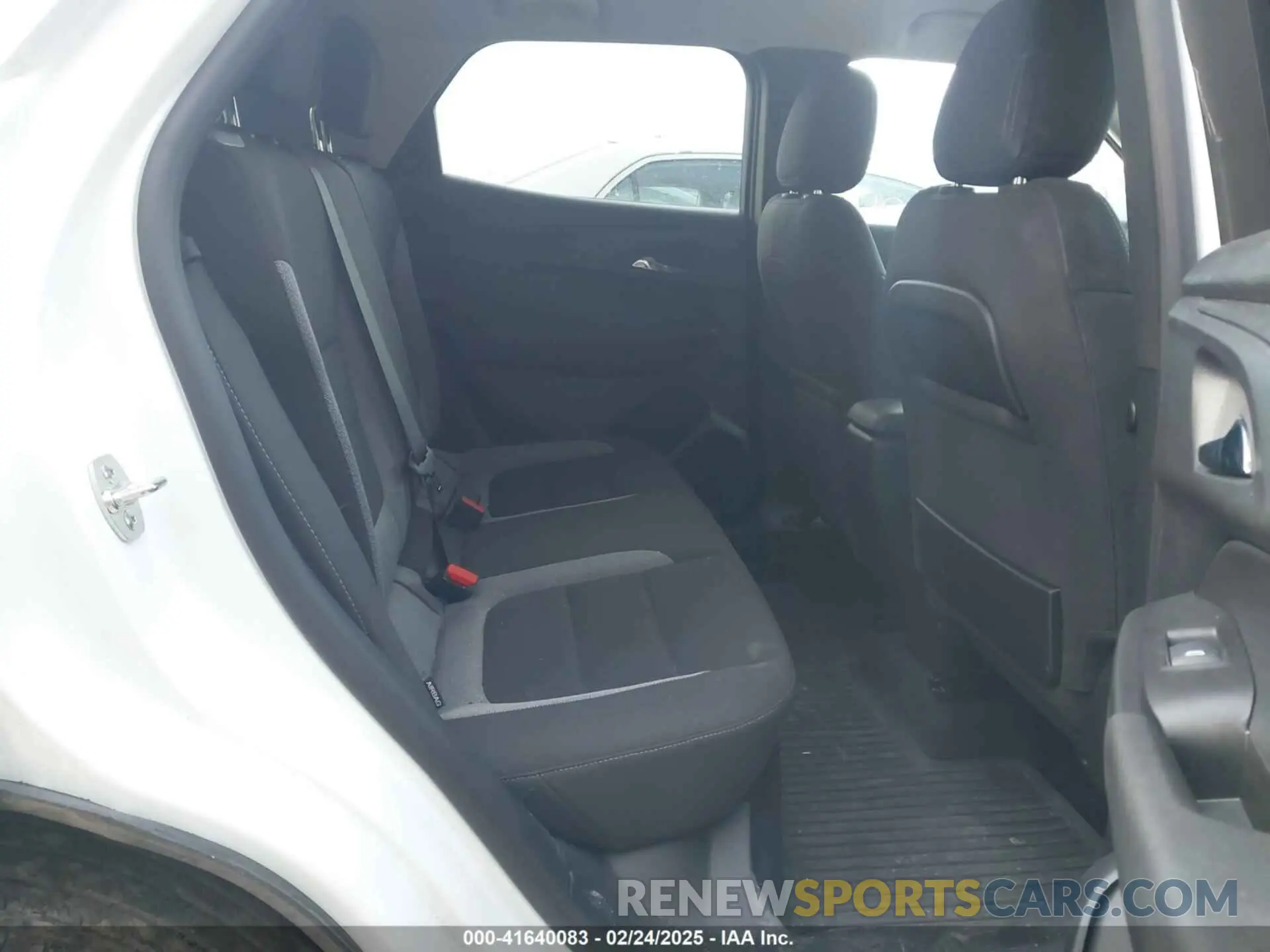 8 Фотография поврежденного автомобиля KL79MPS27RB203825 CHEVROLET TRAILBLAZER 2024