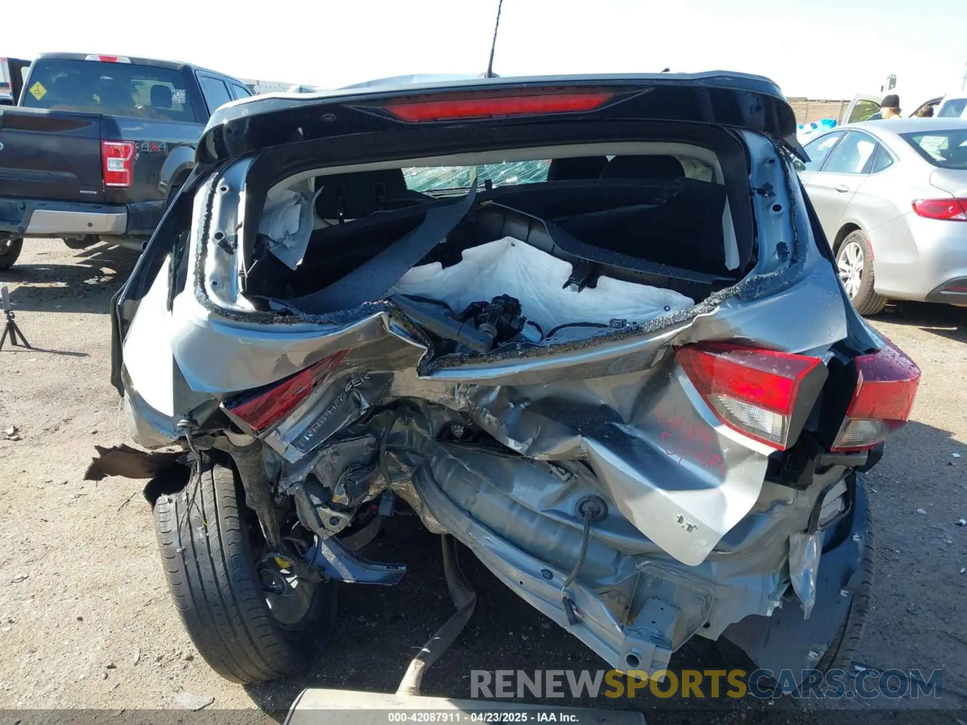 16 Photograph of a damaged car KL79MPSL6RB169112 CHEVROLET TRAILBLAZER 2024