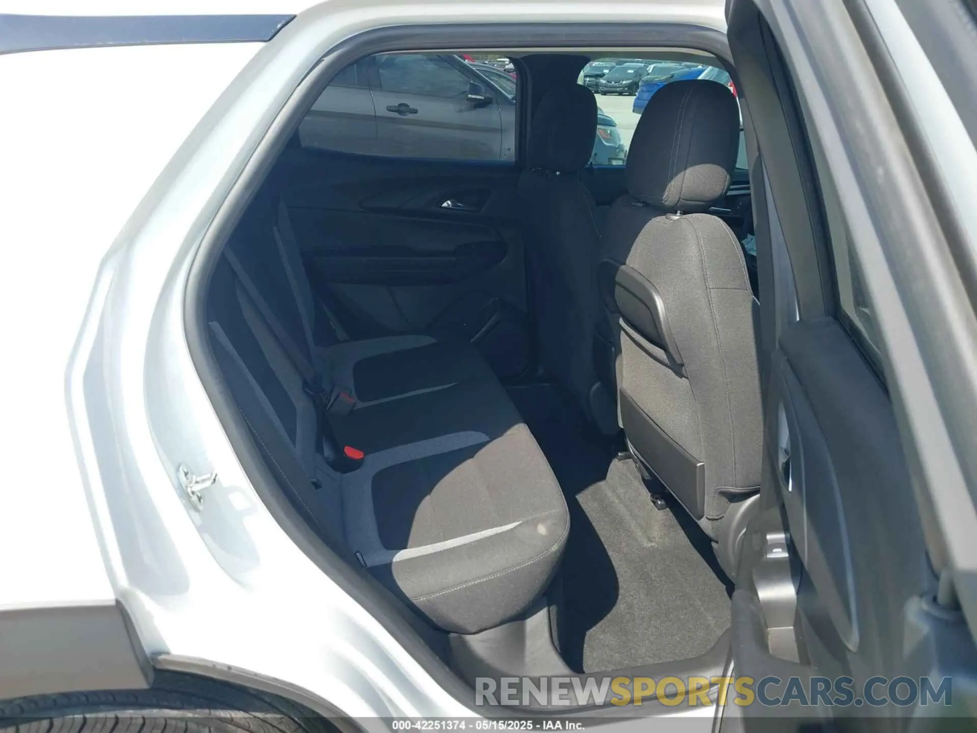 8 Photograph of a damaged car KL79MPSL8RB115262 CHEVROLET TRAILBLAZER 2024
