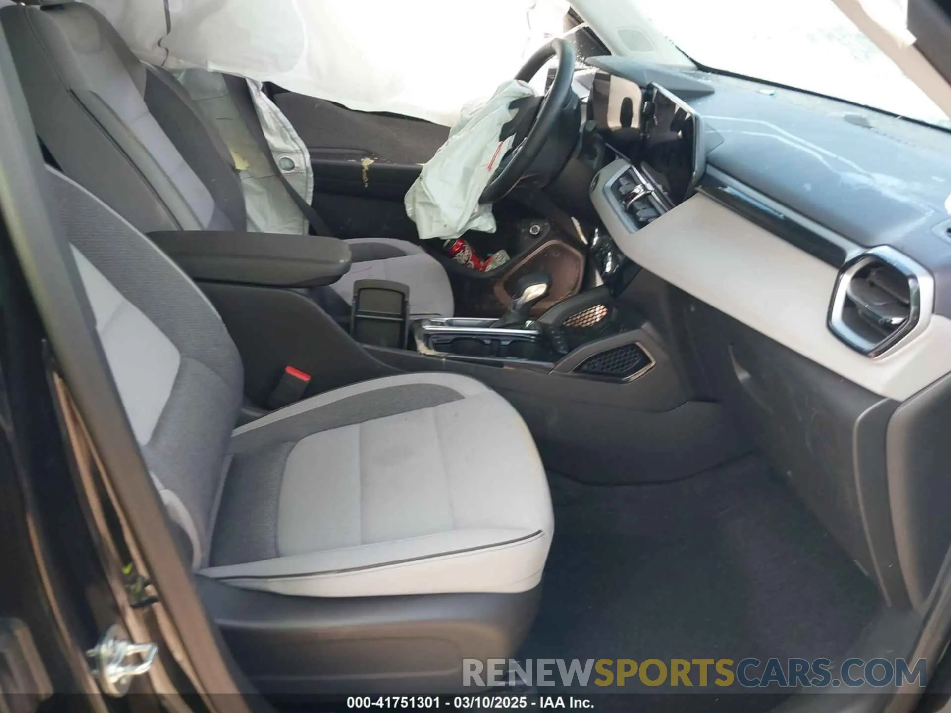 5 Photograph of a damaged car KL79MRSL8RB100336 CHEVROLET TRAILBLAZER 2024