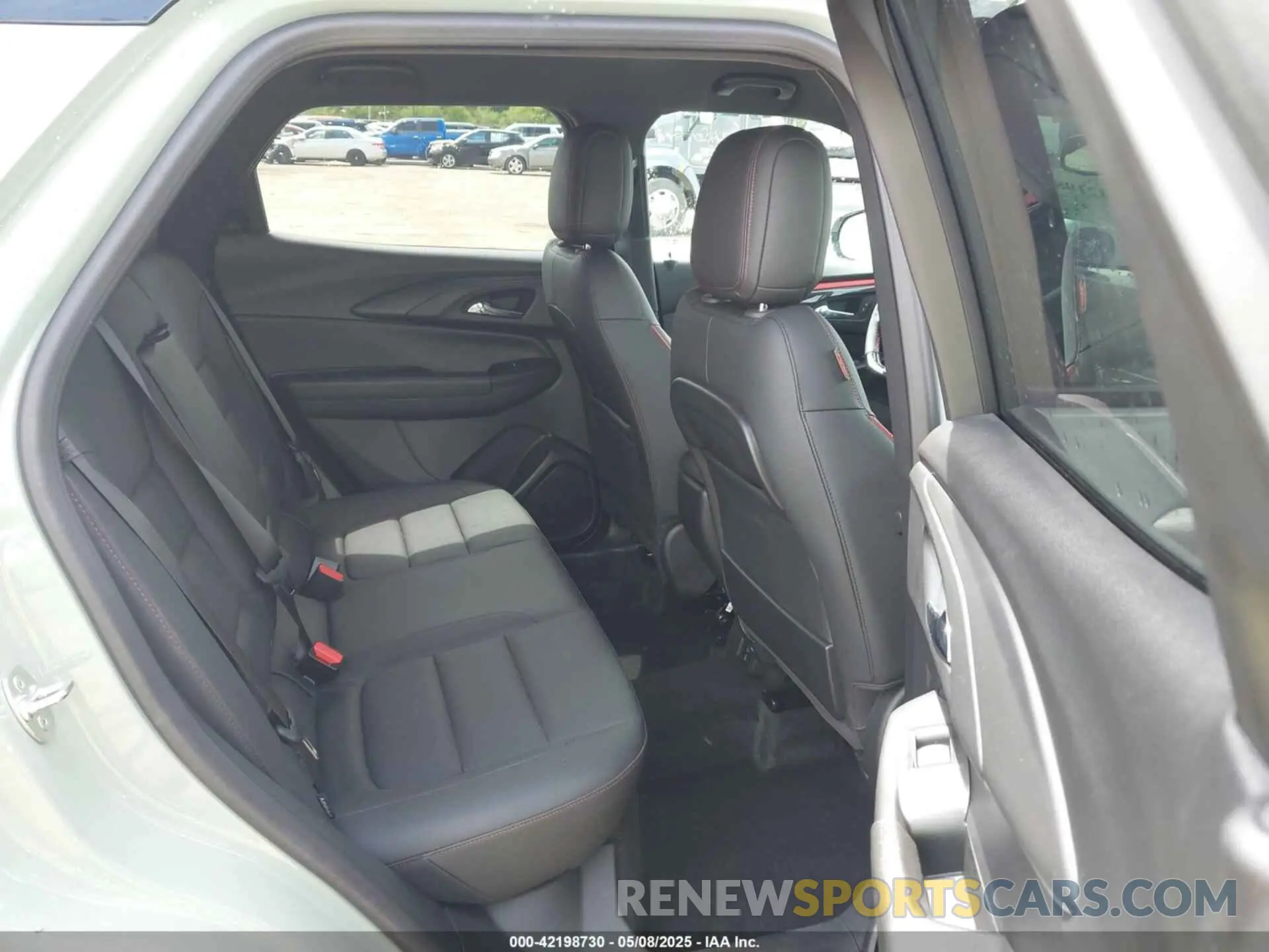 8 Photograph of a damaged car KL79MUSL2RB046941 CHEVROLET TRAILBLAZER 2024