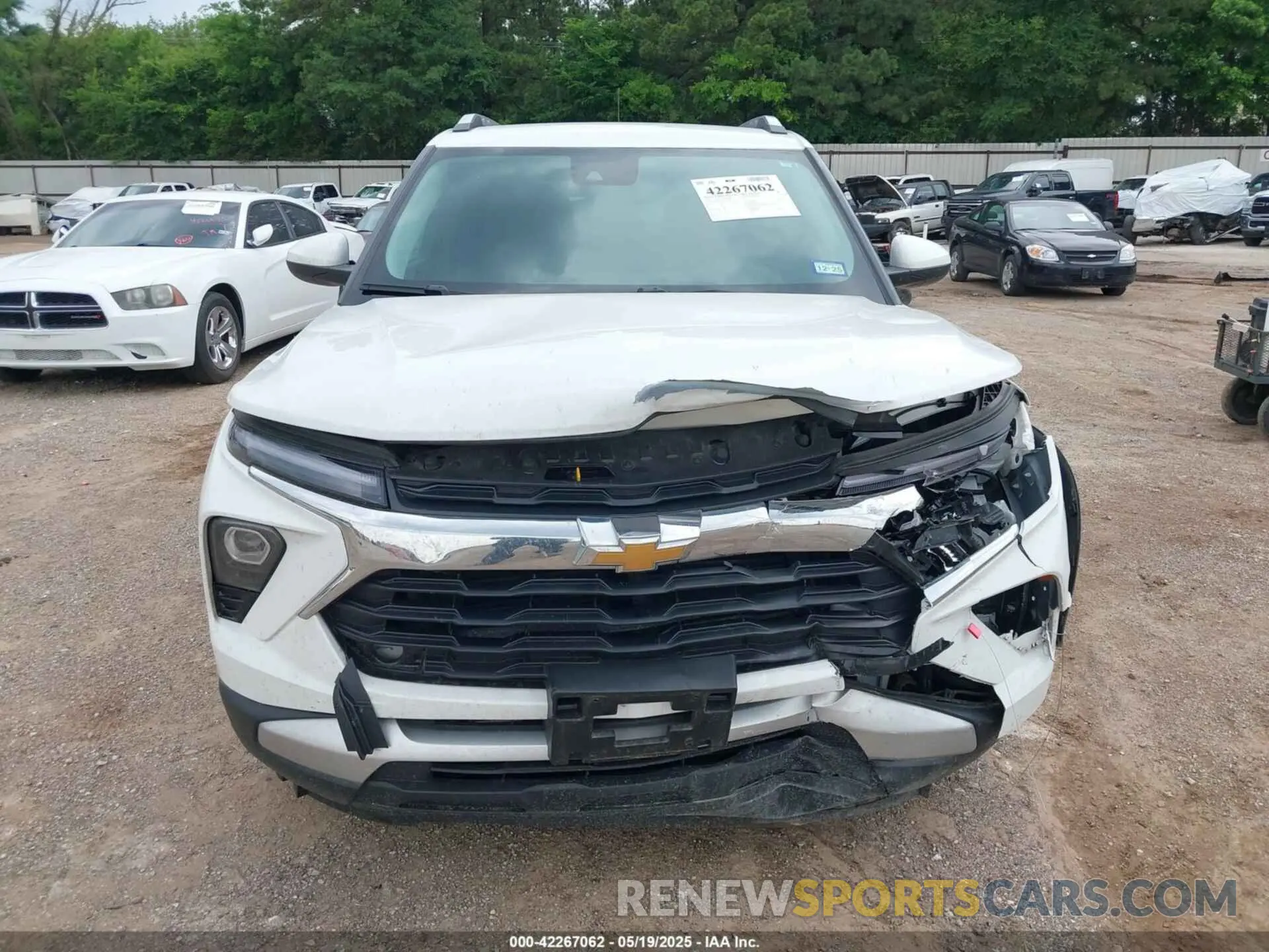 12 Фотография поврежденного автомобиля KL79MPSP3SB085550 CHEVROLET TRAILBLAZER 2025