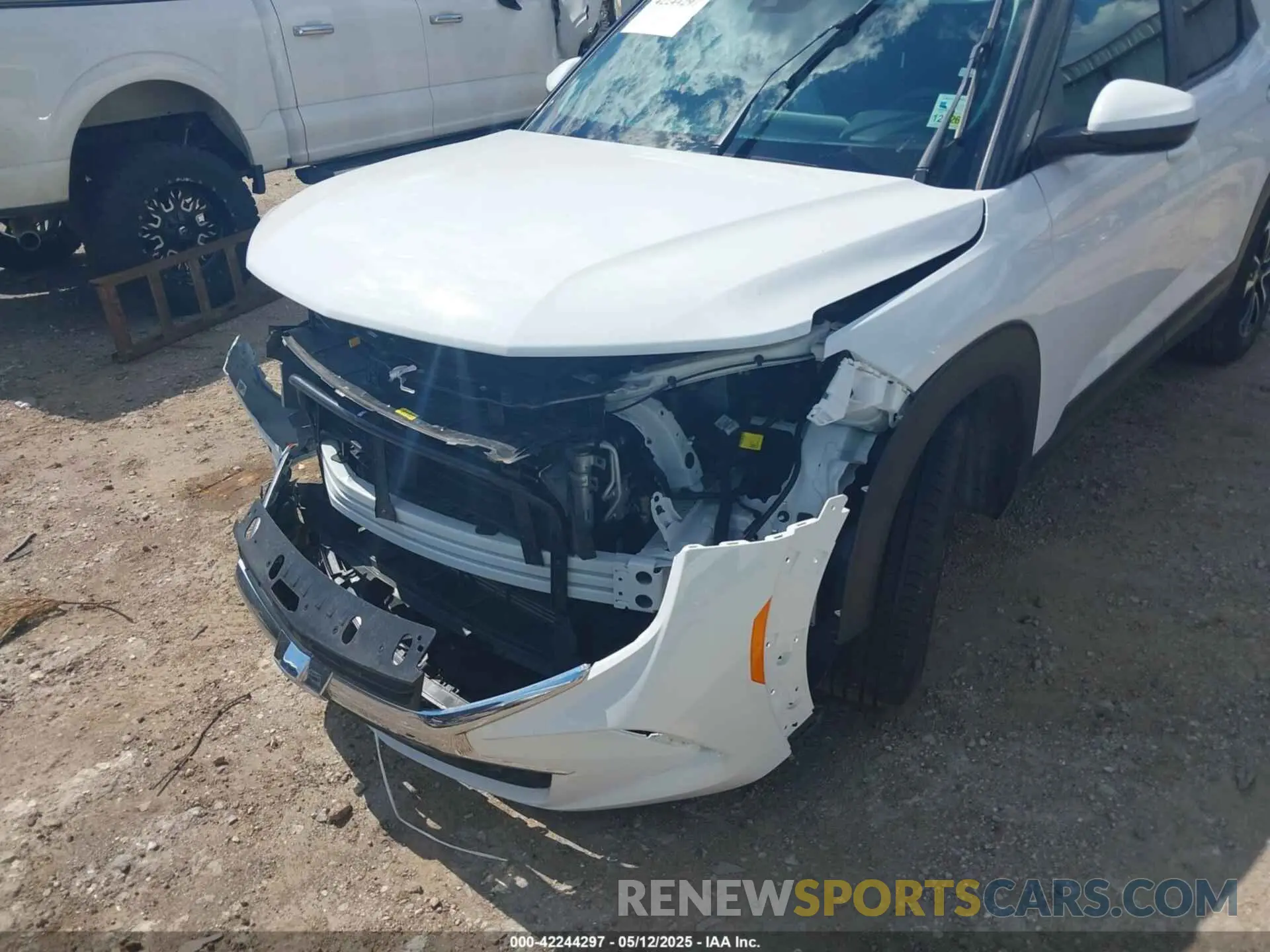 6 Фотография поврежденного автомобиля KL79MPSP8SB086368 CHEVROLET TRAILBLAZER 2025
