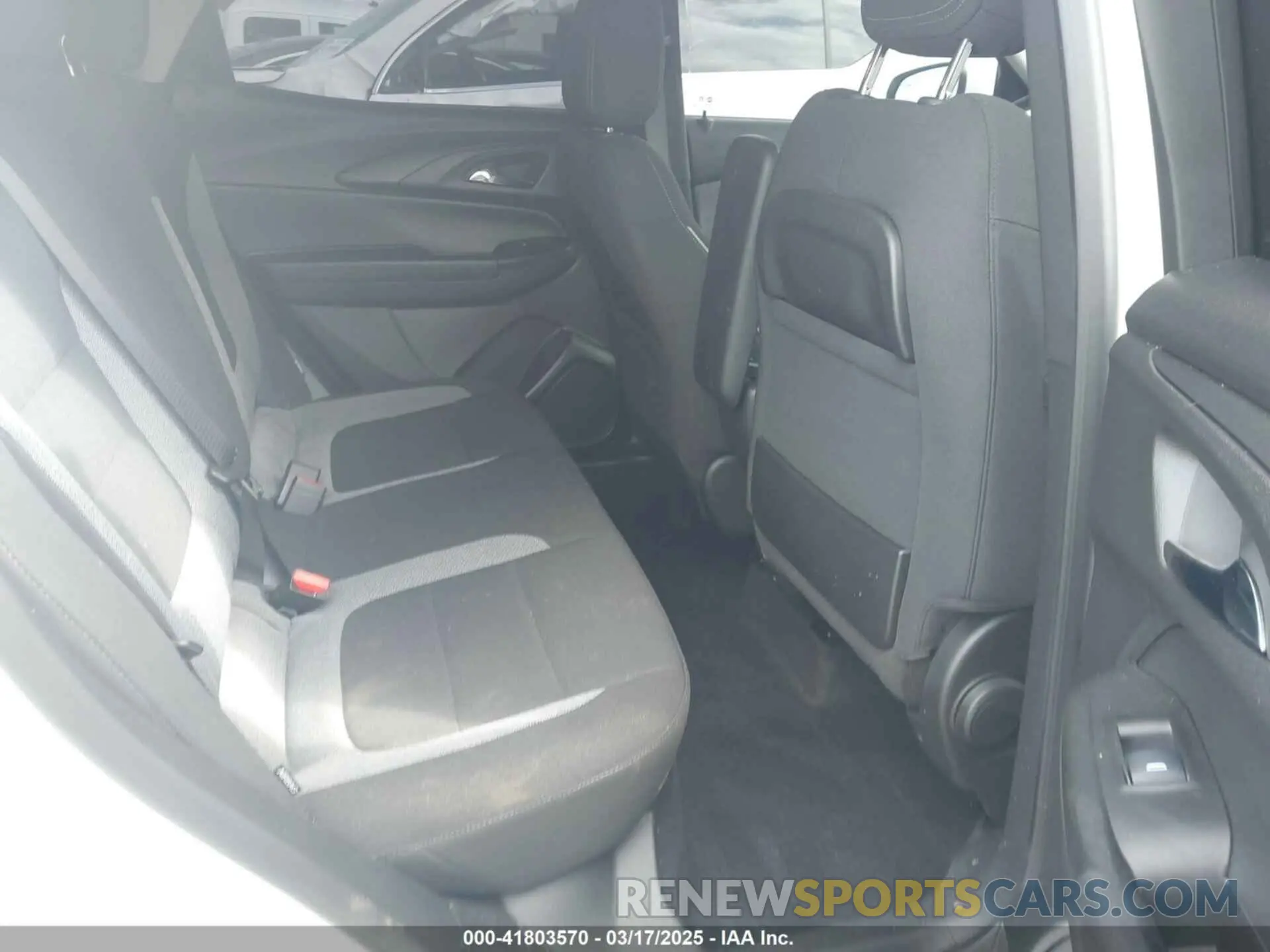 8 Photograph of a damaged car KL79MPSP9SB020413 CHEVROLET TRAILBLAZER 2025