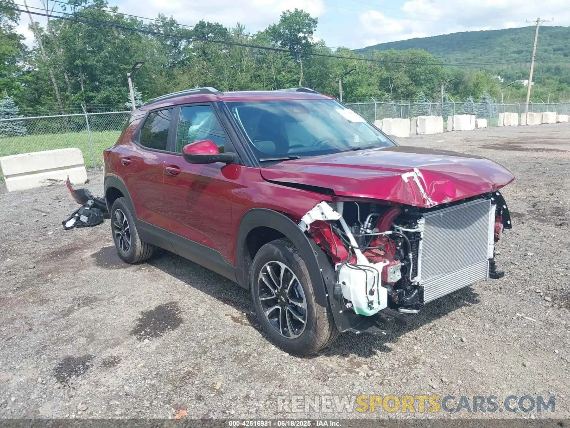 1 Photograph of a damaged car KL79MRSL2SB193604 CHEVROLET TRAILBLAZER 2025