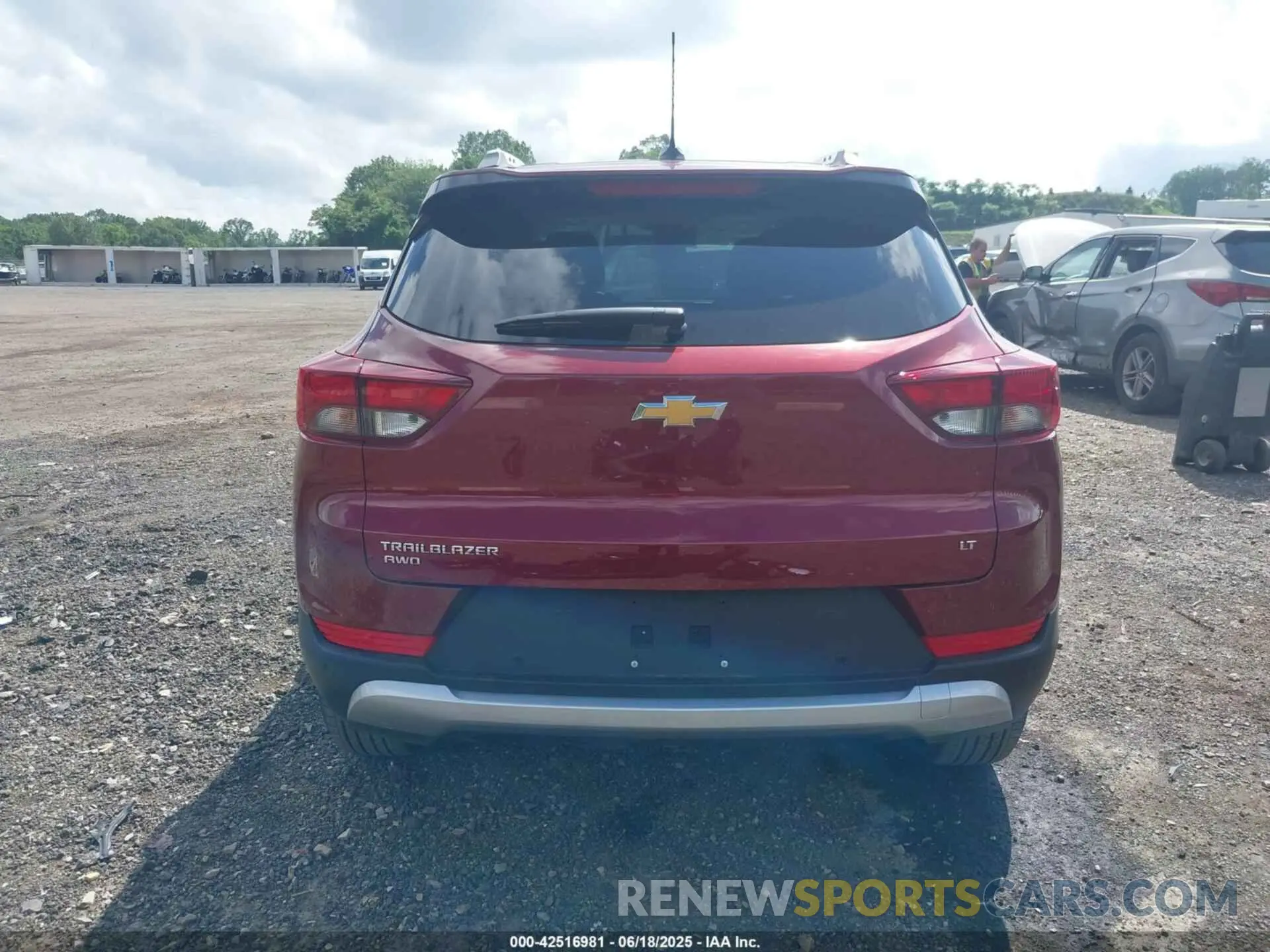 17 Photograph of a damaged car KL79MRSL2SB193604 CHEVROLET TRAILBLAZER 2025