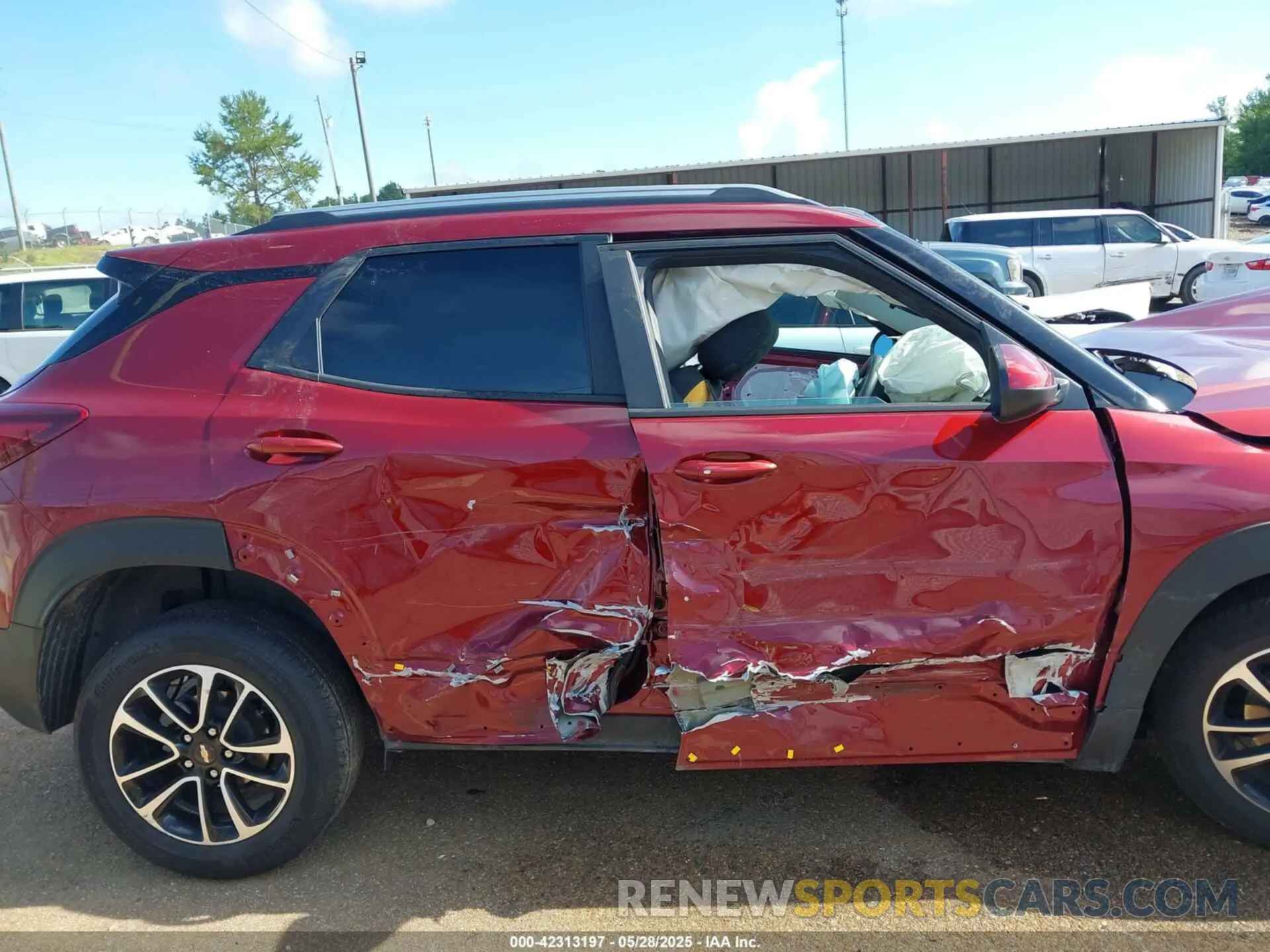 14 Photograph of a damaged car KL79MRSL9SB123646 CHEVROLET TRAILBLAZER 2025