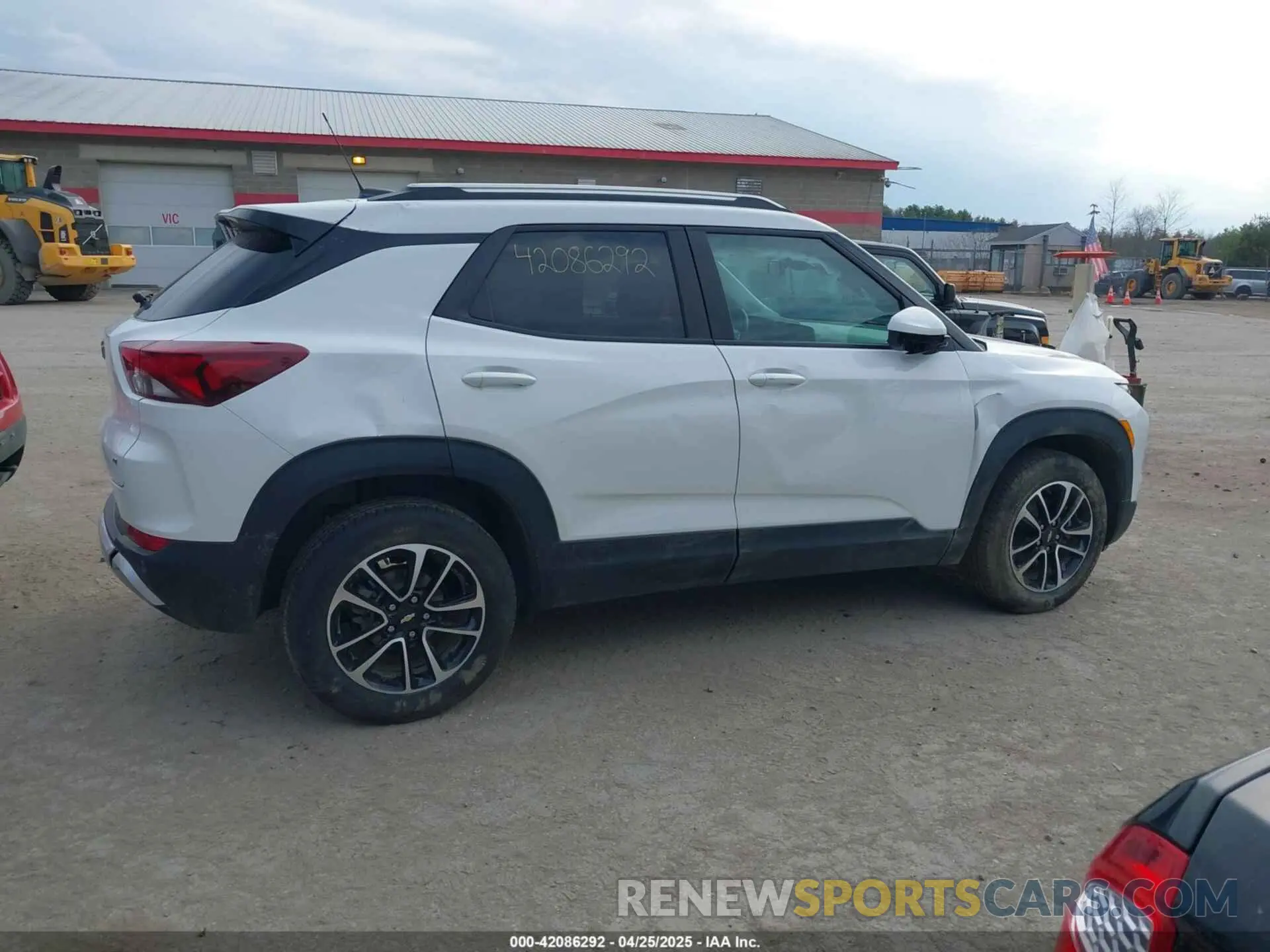 13 Фотография поврежденного автомобиля KL79MRSLXSB071864 CHEVROLET TRAILBLAZER 2025