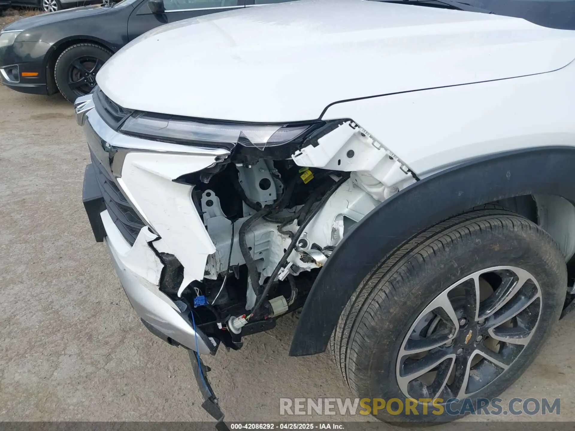 6 Фотография поврежденного автомобиля KL79MRSLXSB071864 CHEVROLET TRAILBLAZER 2025