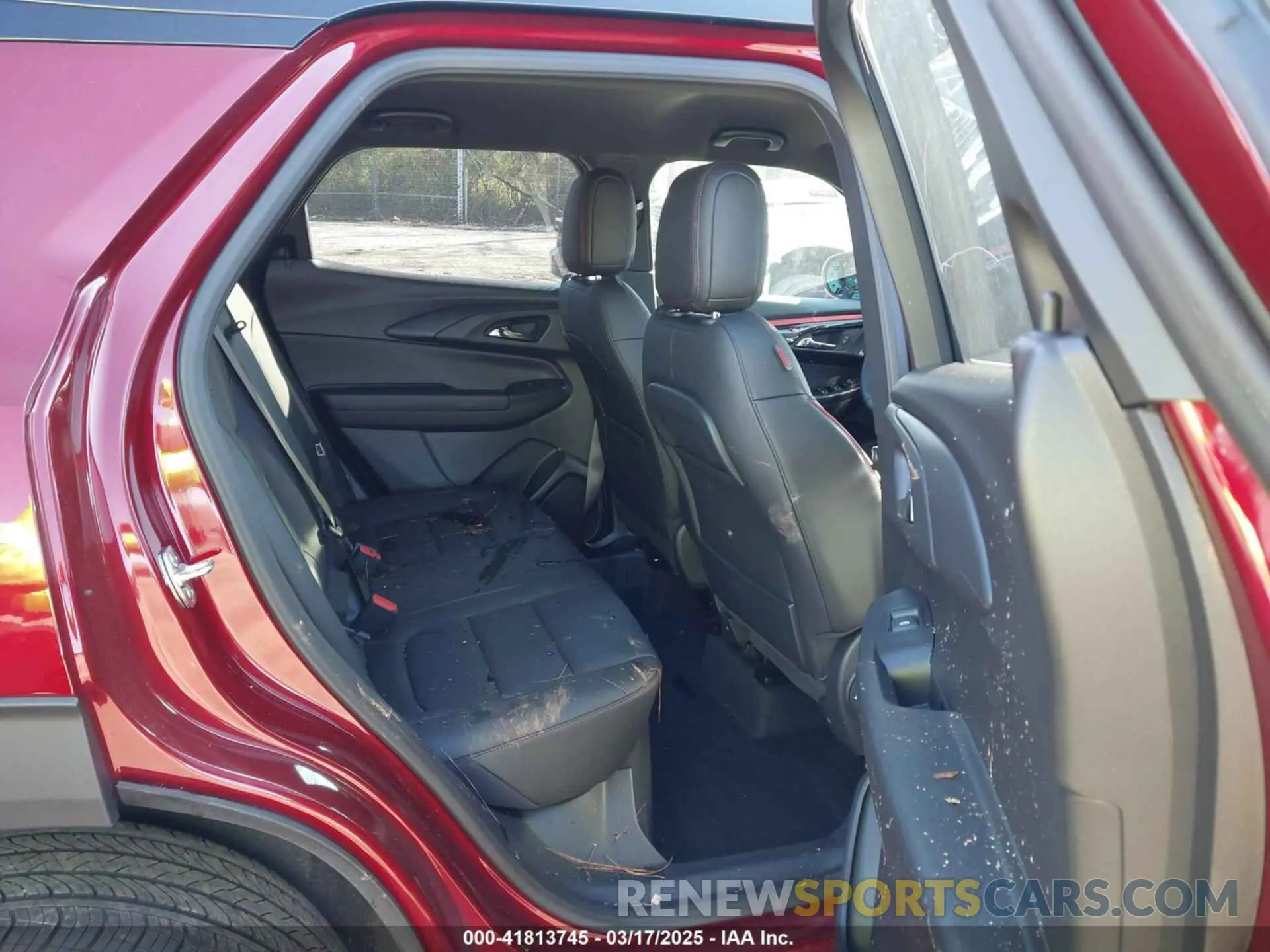8 Фотография поврежденного автомобиля KL79MTSL0SB100690 CHEVROLET TRAILBLAZER 2025