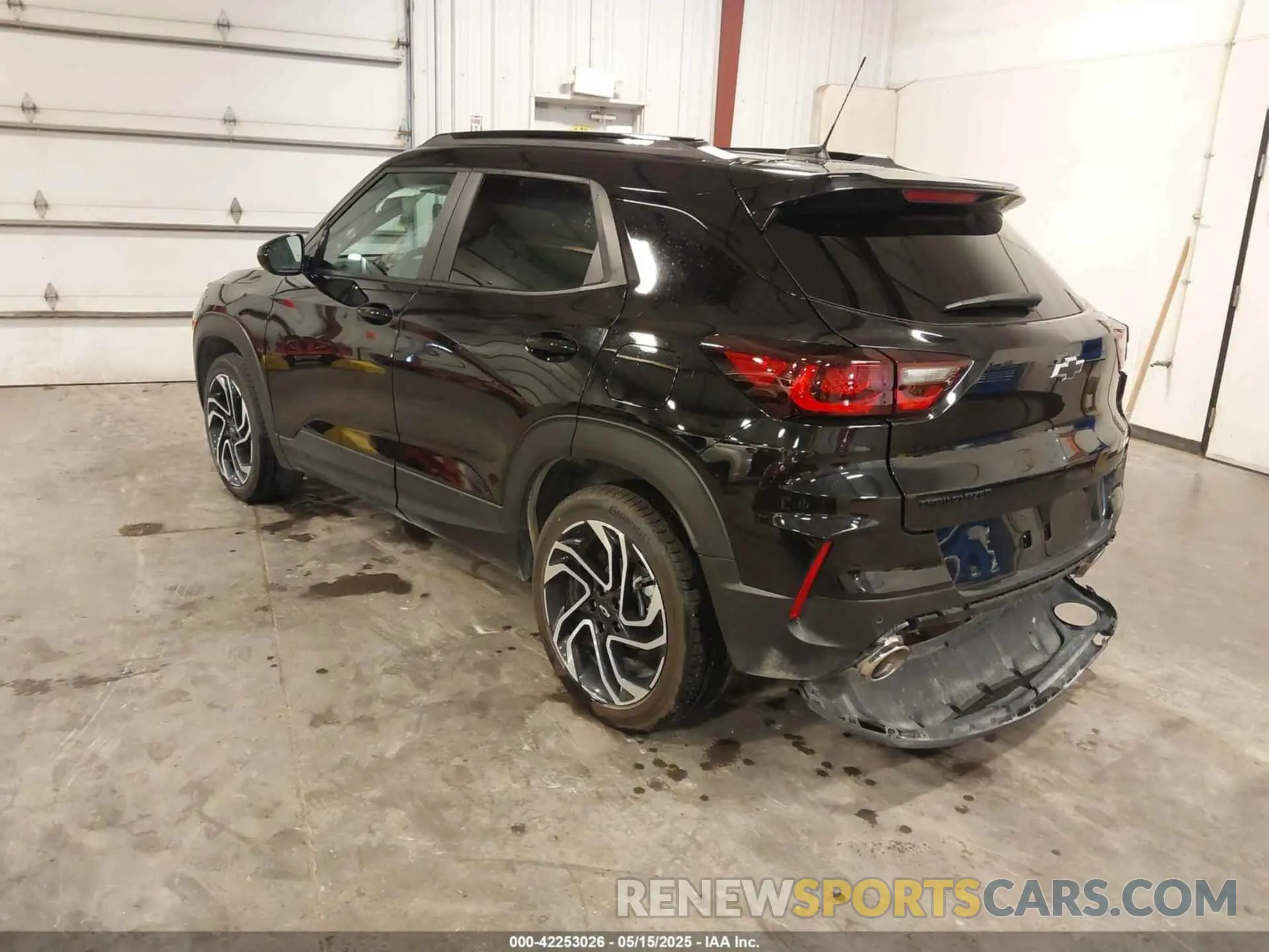 3 Фотография поврежденного автомобиля KL79MTSL7SB083998 CHEVROLET TRAILBLAZER 2025