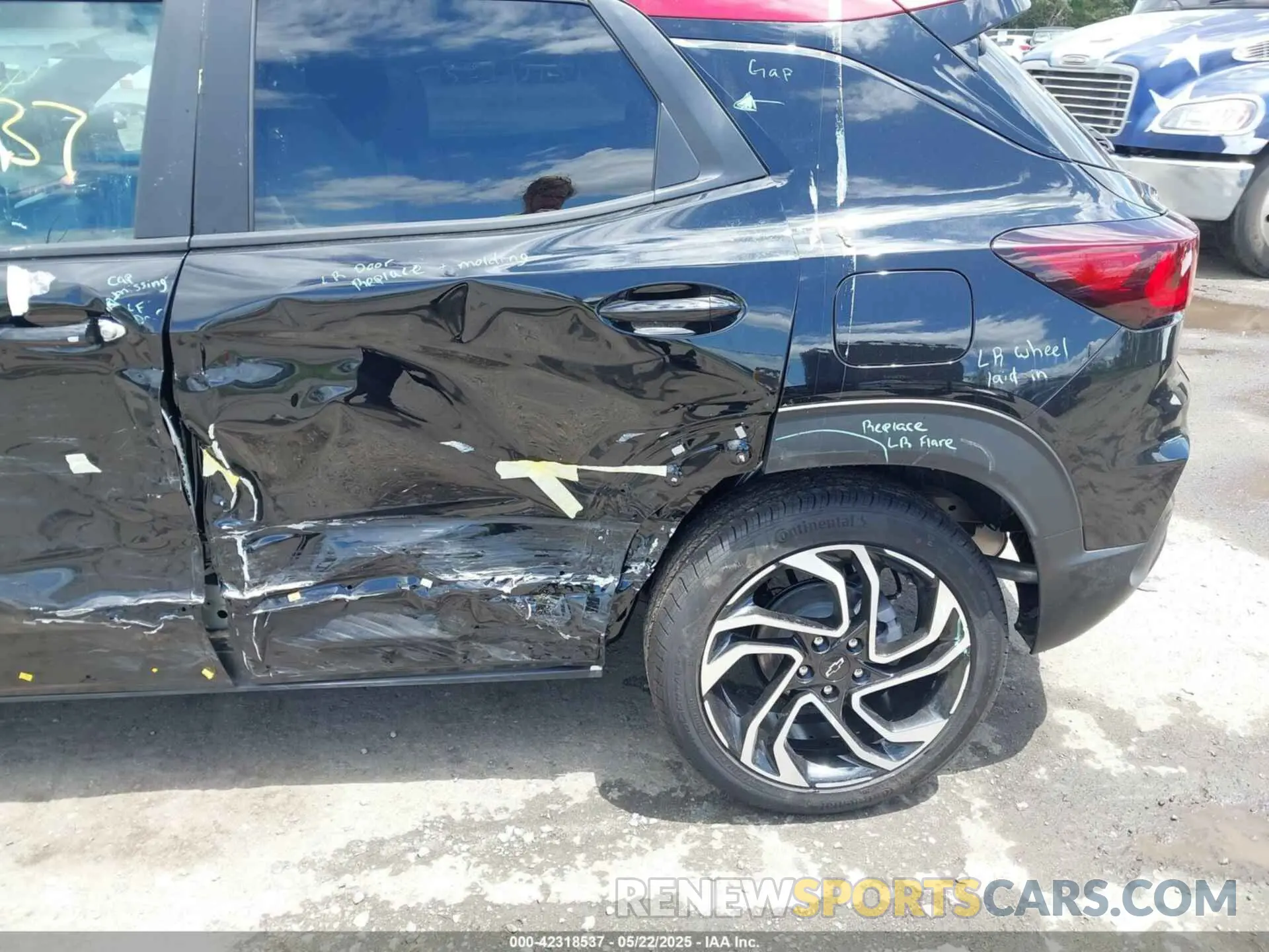 18 Фотография поврежденного автомобиля KL79MUSL2SB181228 CHEVROLET TRAILBLAZER 2025