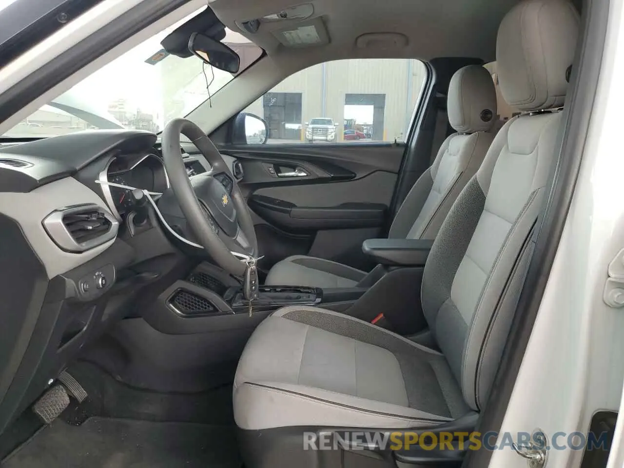 7 Фотография поврежденного автомобиля KL79MMS20MB087570 CHEVROLET TRAILBLZR 2021
