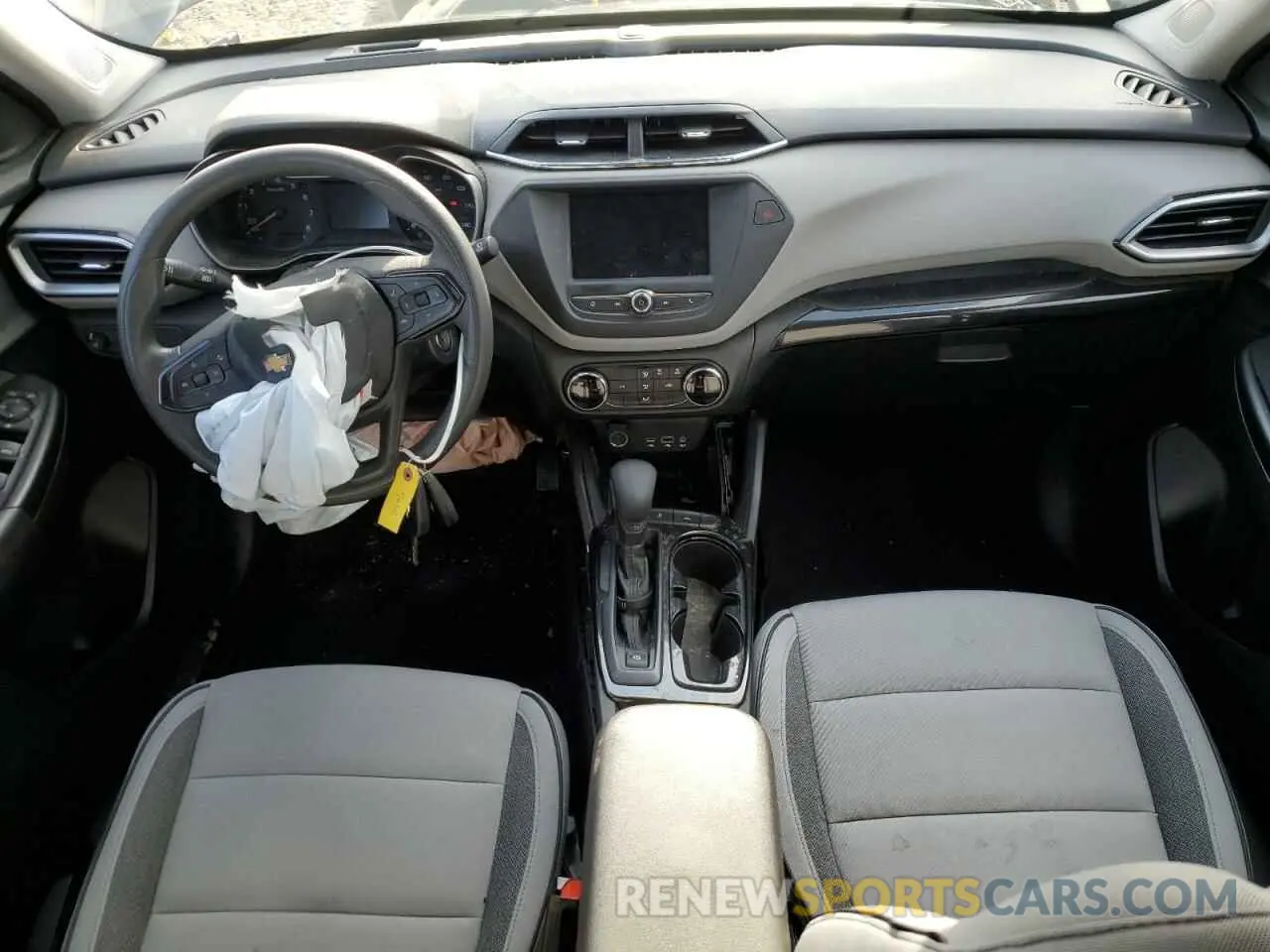 8 Photograph of a damaged car KL79MMS21MB169159 CHEVROLET TRAILBLZR 2021