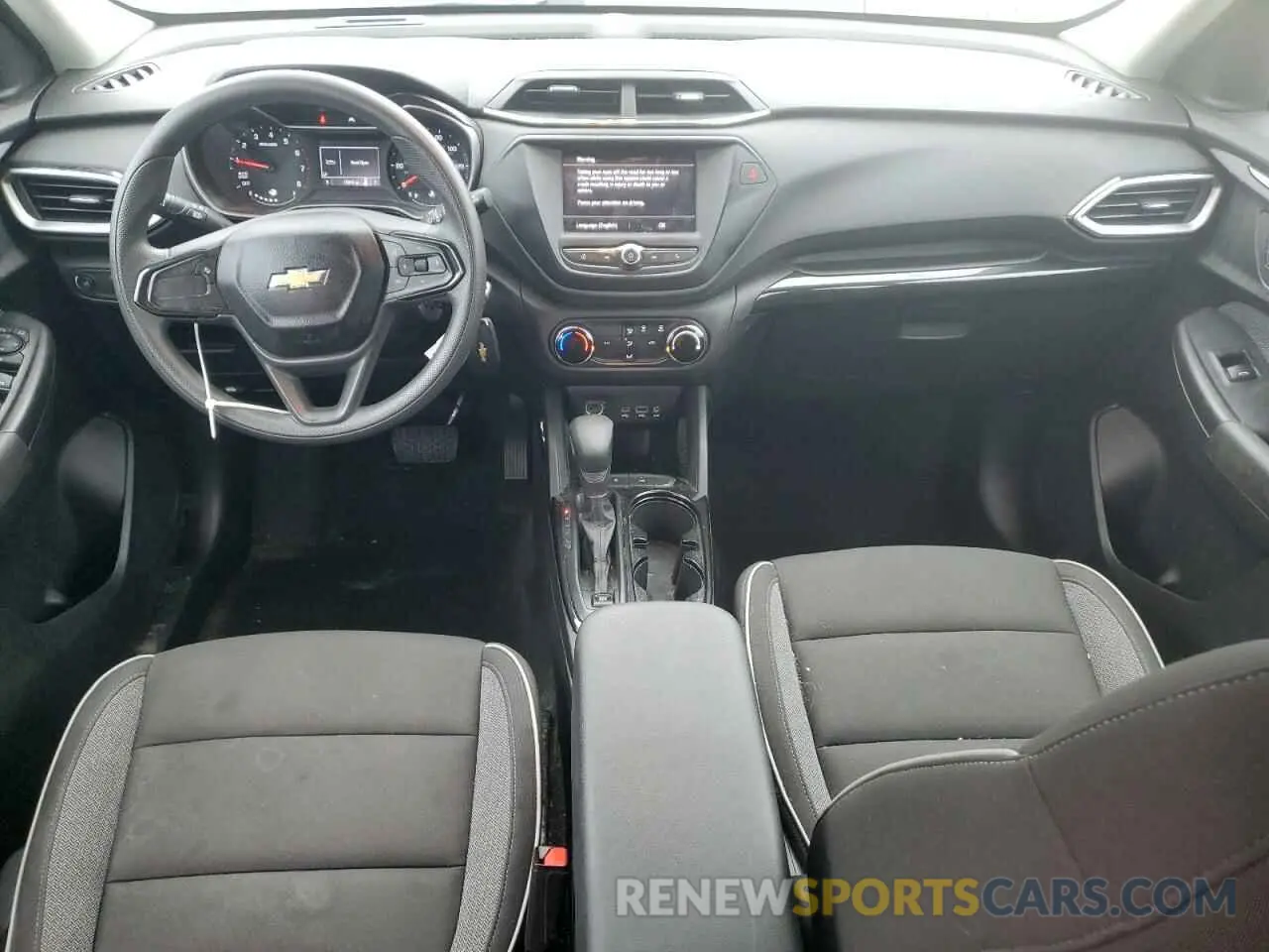 8 Фотография поврежденного автомобиля KL79MMS2XMB009085 CHEVROLET TRAILBLZR 2021
