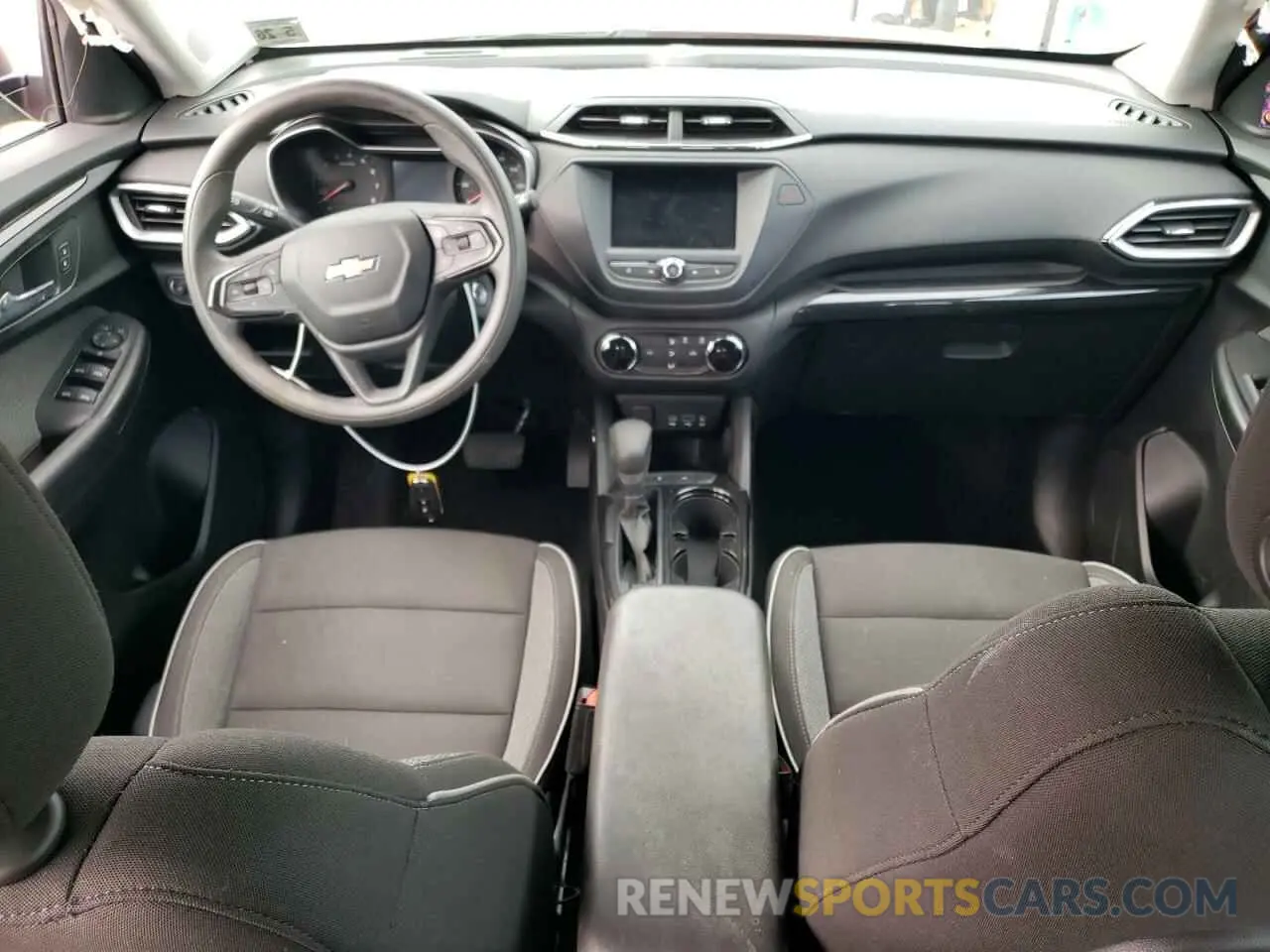 8 Фотография поврежденного автомобиля KL79MMS2XMB012407 CHEVROLET TRAILBLZR 2021