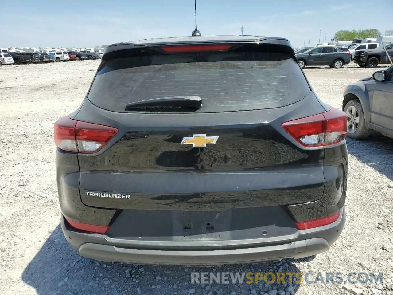 6 Photograph of a damaged car KL79MMS2XMB015405 CHEVROLET TRAILBLZR 2021