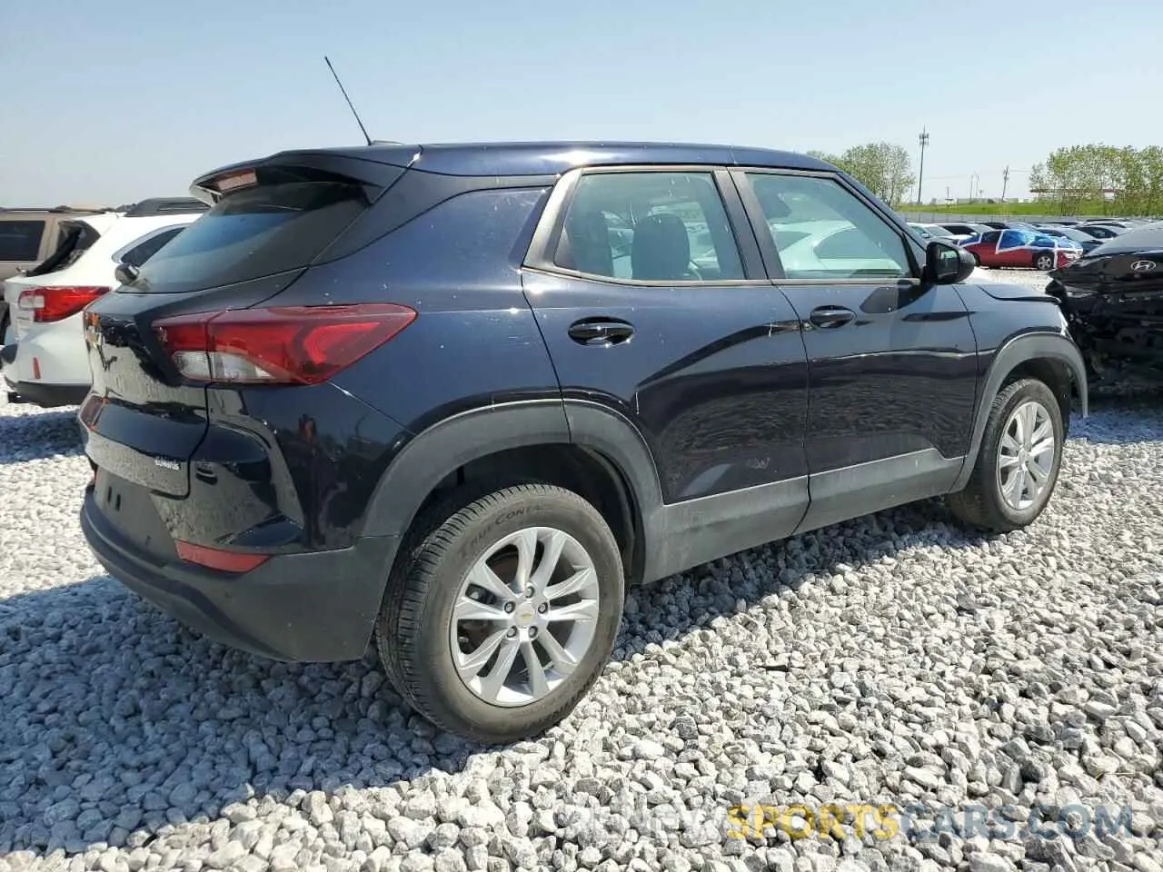 3 Фотография поврежденного автомобиля KL79MNSL1MB107596 CHEVROLET TRAILBLZR 2021