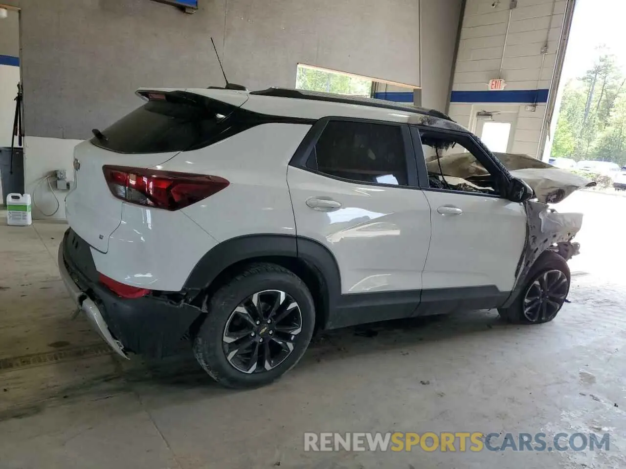 3 Фотография поврежденного автомобиля KL79MPS23MB091503 CHEVROLET TRAILBLZR 2021
