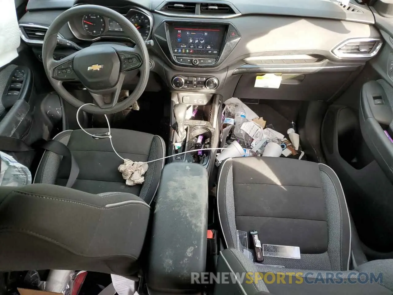 8 Photograph of a damaged car KL79MPS26MB092919 CHEVROLET TRAILBLZR 2021
