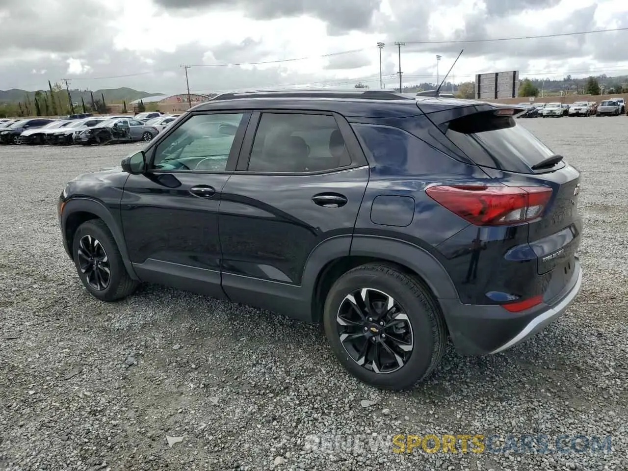 2 Фотография поврежденного автомобиля KL79MPS28MB094140 CHEVROLET TRAILBLZR 2021