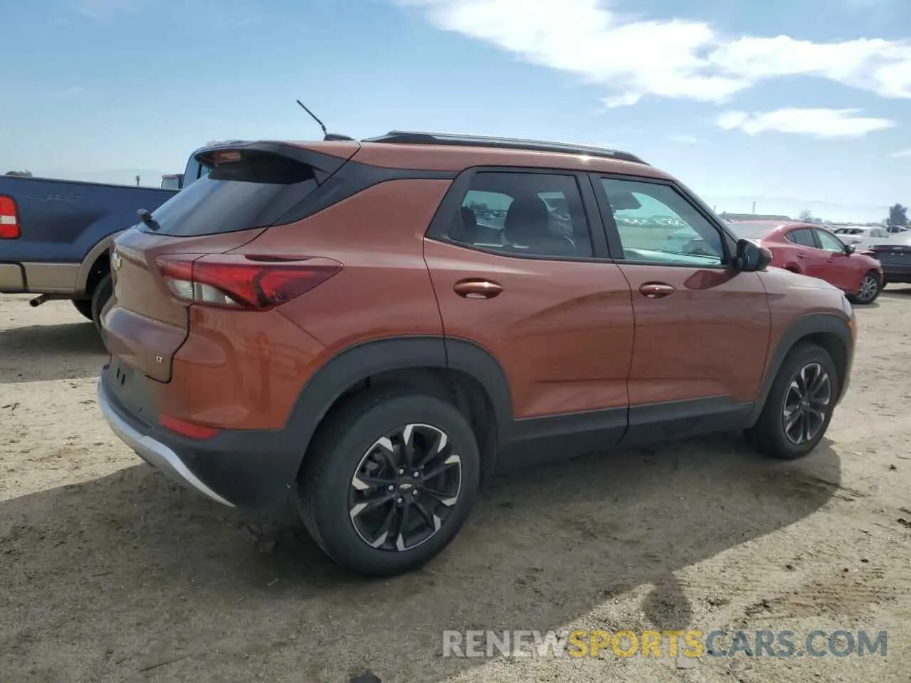 3 Фотография поврежденного автомобиля KL79MPS2XMB020024 CHEVROLET TRAILBLZR 2021