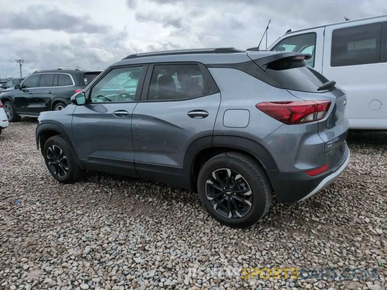 2 Фотография поврежденного автомобиля KL79MRSL3MB053905 CHEVROLET TRAILBLZR 2021