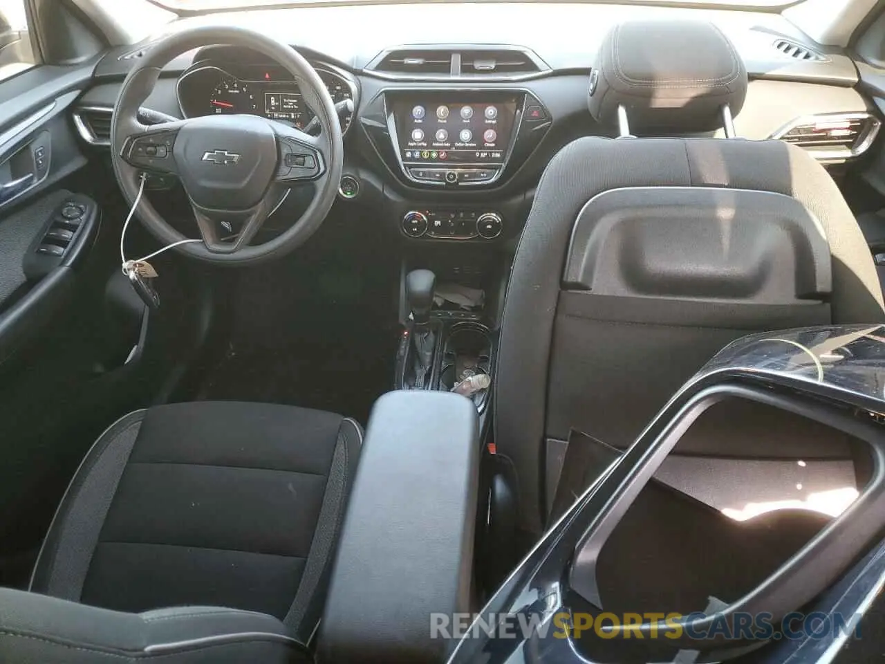 8 Фотография поврежденного автомобиля KL79MRSL3MB055797 CHEVROLET TRAILBLZR 2021