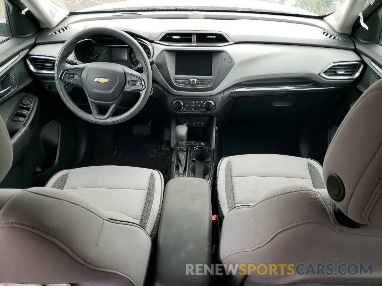 8 Фотография поврежденного автомобиля KL79MRSL7MB023046 CHEVROLET TRAILBLZR 2021