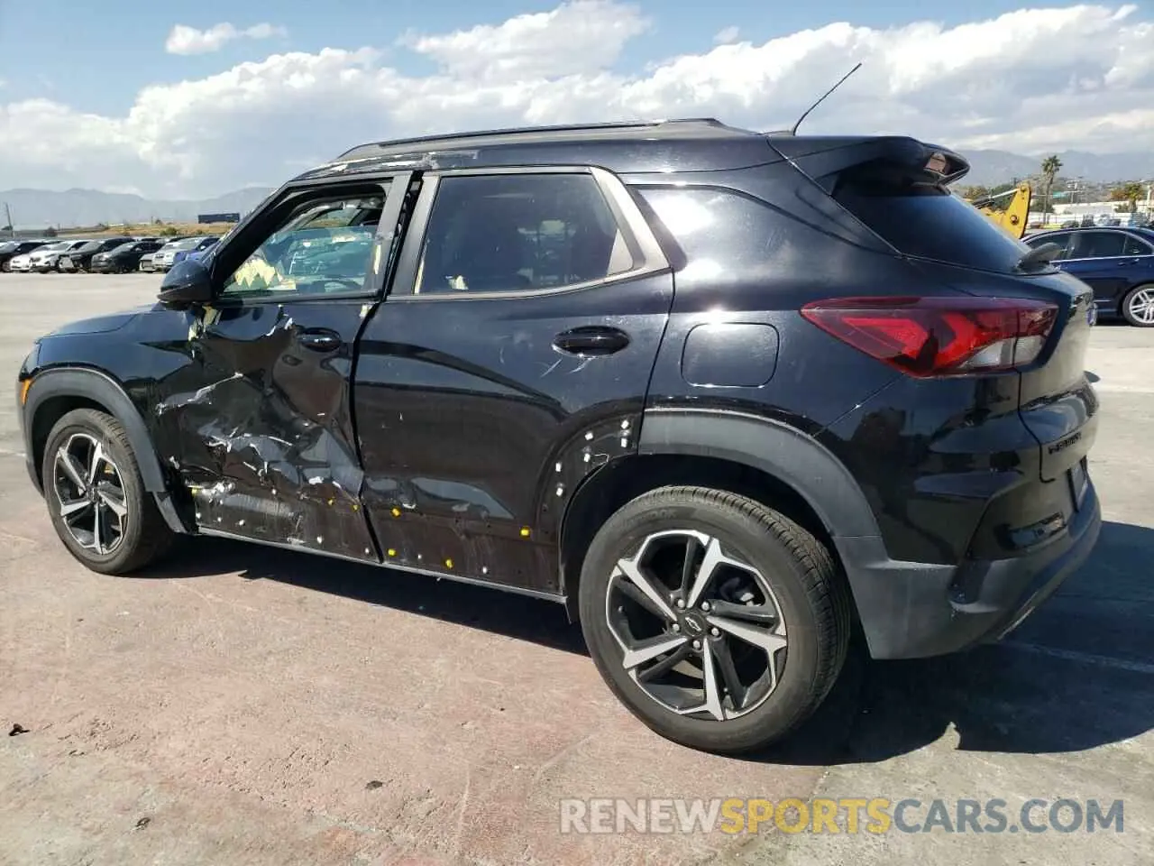 2 Photograph of a damaged car KL79MTSL1MB128789 CHEVROLET TRAILBLZR 2021