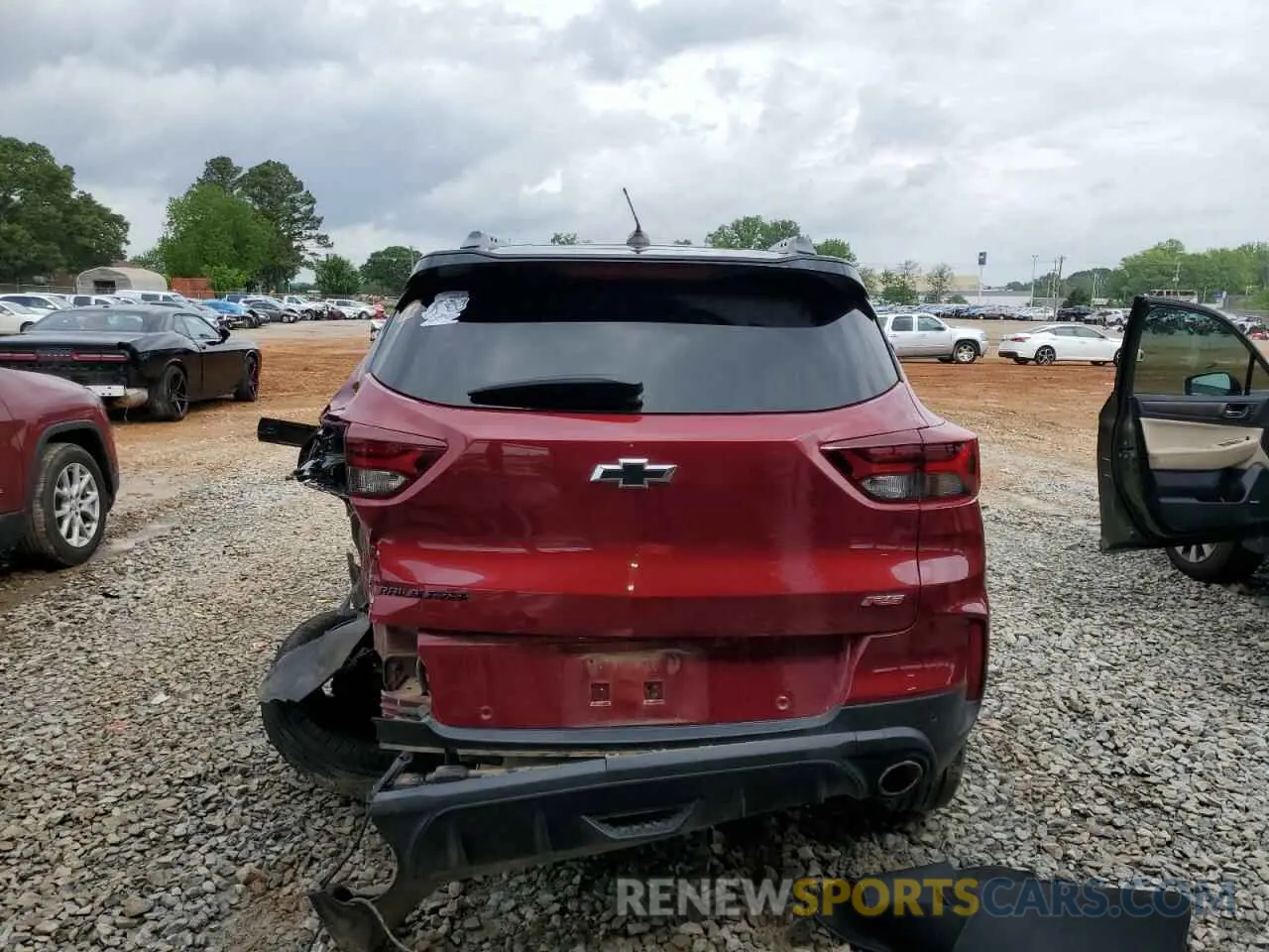 6 Photograph of a damaged car KL79MTSL2MB127974 CHEVROLET TRAILBLZR 2021