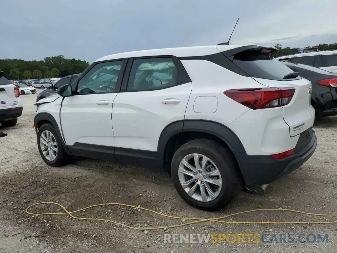 2 Фотография поврежденного автомобиля KL79MMS21NB112705 CHEVROLET TRAILBLZR 2022