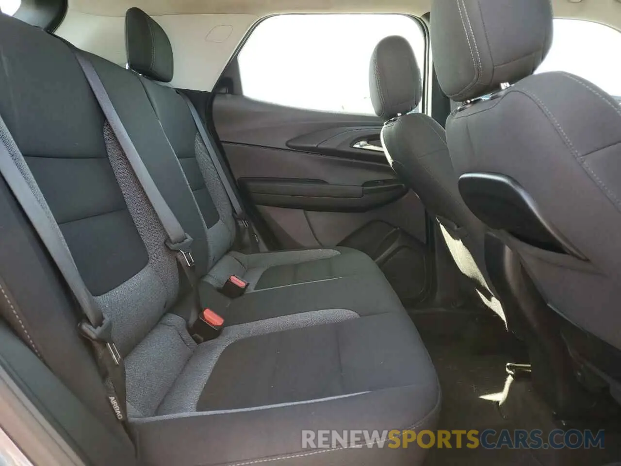11 Фотография поврежденного автомобиля KL79MMS27NB088975 CHEVROLET TRAILBLZR 2022