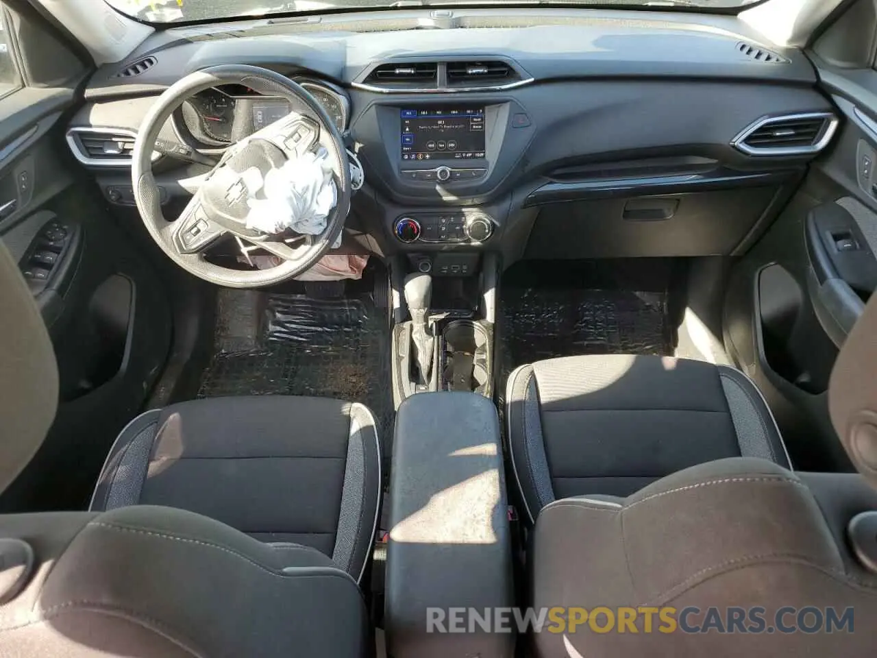 8 Фотография поврежденного автомобиля KL79MNSL7NB013918 CHEVROLET TRAILBLZR 2022