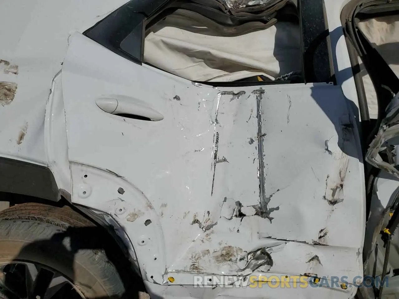 10 Photograph of a damaged car KL79MPSL8NB109312 CHEVROLET TRAILBLZR 2022
