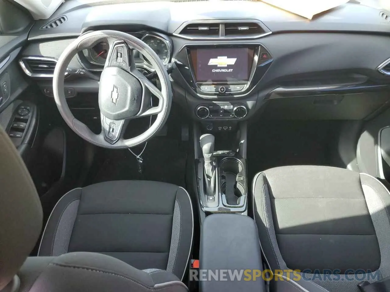 8 Фотография поврежденного автомобиля KL79MRSL2NB140180 CHEVROLET TRAILBLZR 2022