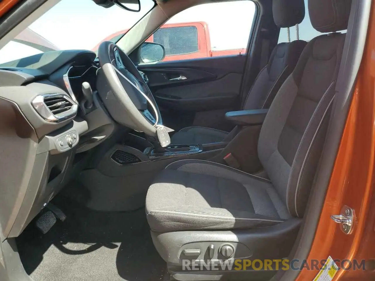 7 Фотография поврежденного автомобиля KL79MRSL7NB137453 CHEVROLET TRAILBLZR 2022