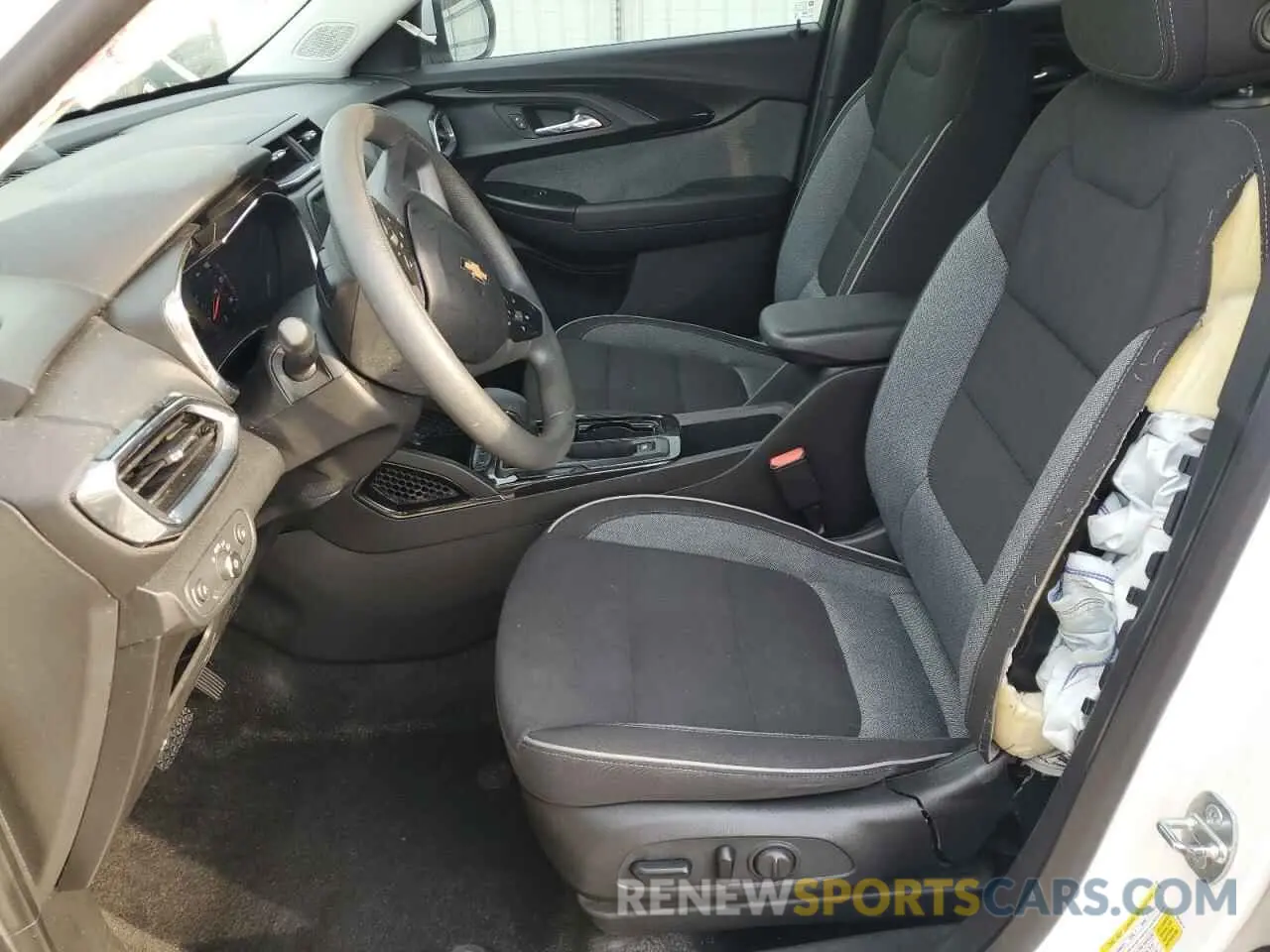 7 Фотография поврежденного автомобиля KL79MPS25PB164570 CHEVROLET TRAILBLZR 2023