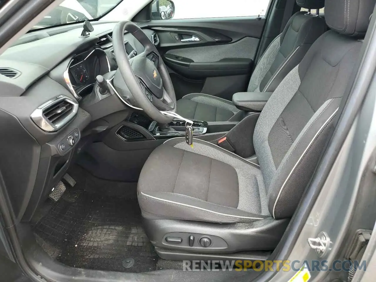 7 Photograph of a damaged car KL79MPS2XPB010646 CHEVROLET TRAILBLZR 2023