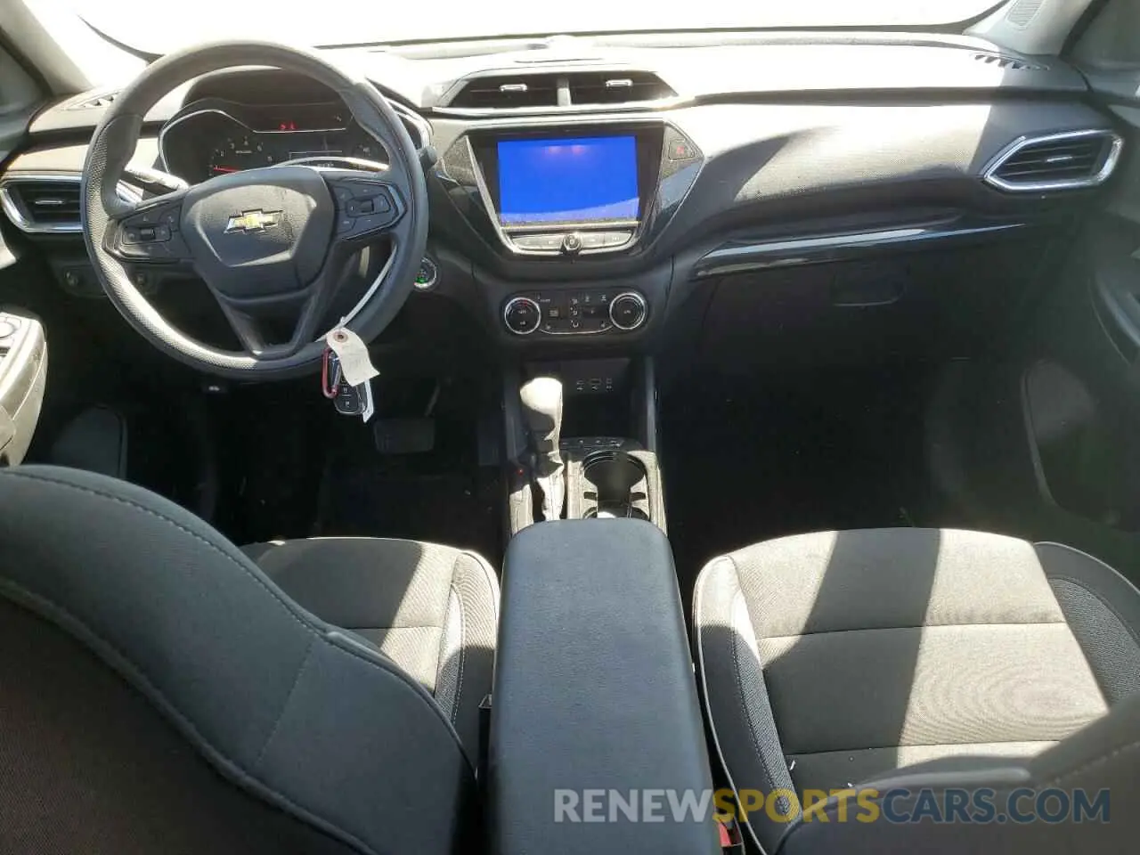 8 Фотография поврежденного автомобиля KL79MRSL0PB214120 CHEVROLET TRAILBLZR 2023