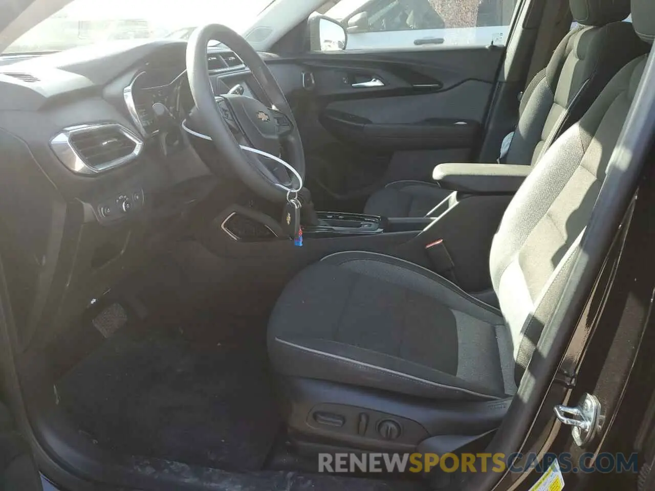7 Photograph of a damaged car KL79MRSL3PB187141 CHEVROLET TRAILBLZR 2023