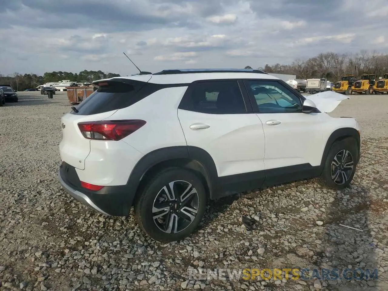 3 Фотография поврежденного автомобиля KL79MRSL8PB188771 CHEVROLET TRAILBLZR 2023