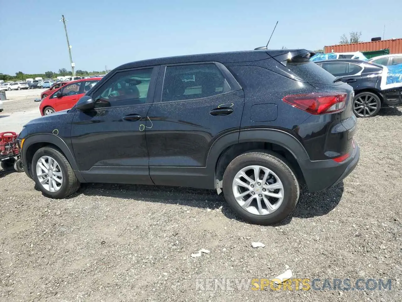 2 Фотография поврежденного автомобиля KL79MMS29RB034339 CHEVROLET TRAILBLZR 2024