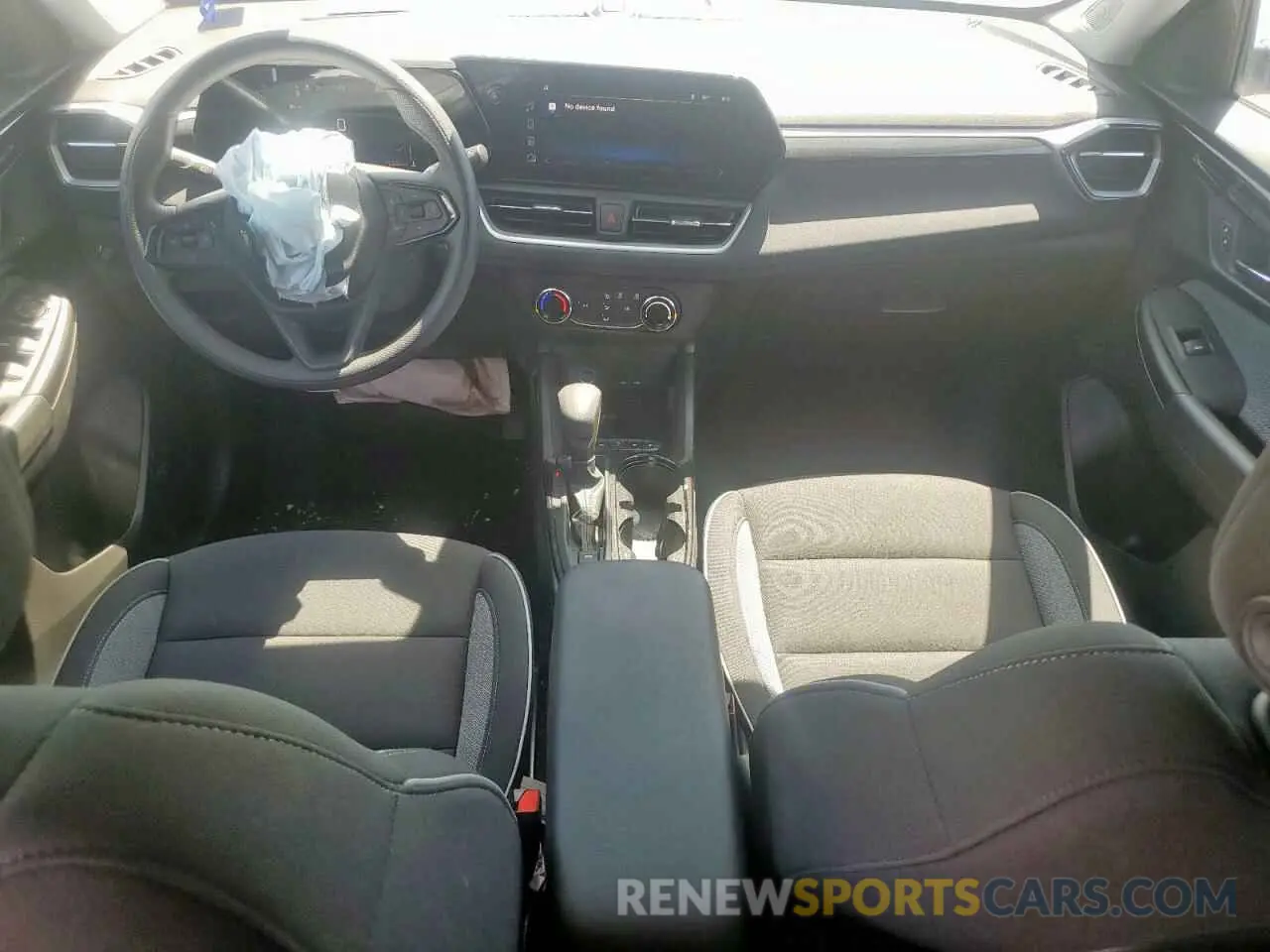8 Фотография поврежденного автомобиля KL79MMSL8RB192874 CHEVROLET TRAILBLZR 2024