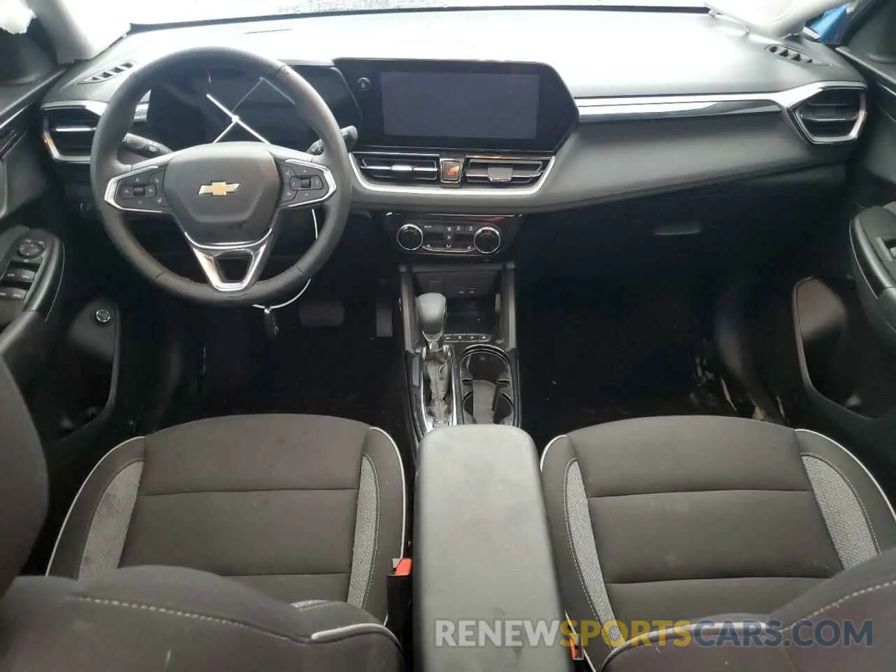 8 Фотография поврежденного автомобиля KL79MPSL5RB126901 CHEVROLET TRAILBLZR 2024