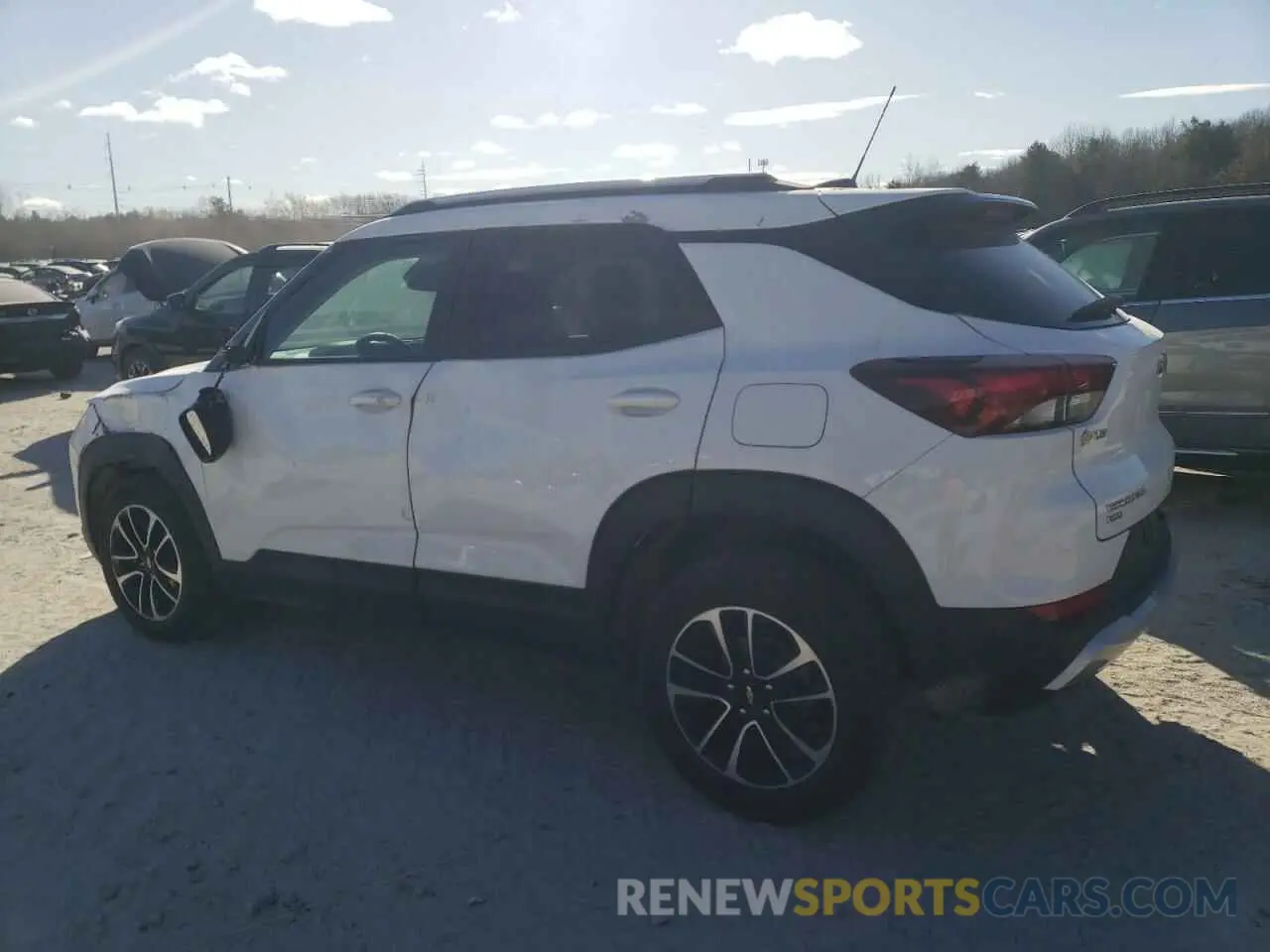 2 Фотография поврежденного автомобиля KL79MRSL2RB062523 CHEVROLET TRAILBLZR 2024