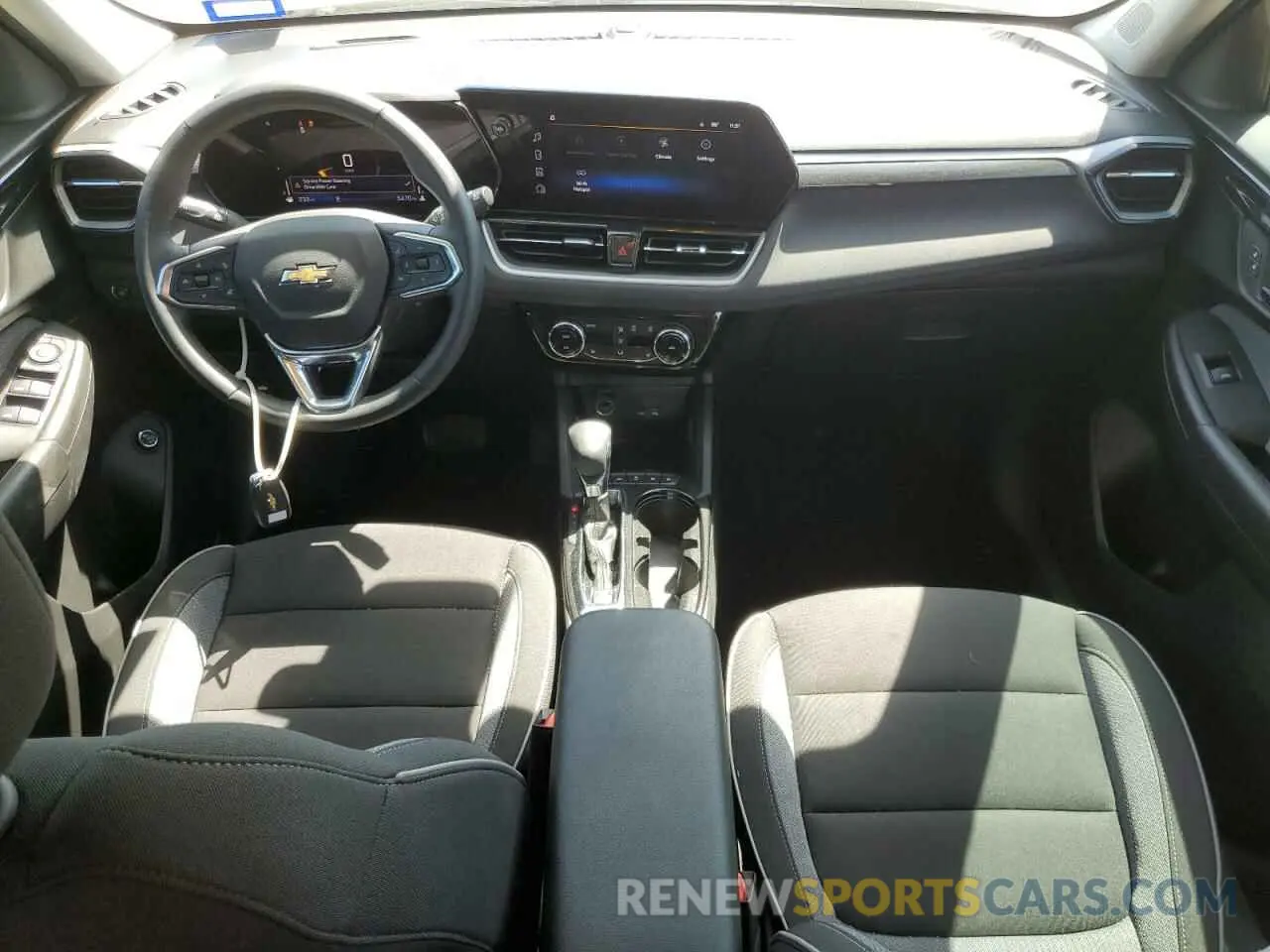 8 Фотография поврежденного автомобиля KL79MPSL6SB054869 CHEVROLET TRAILBLZR 2025