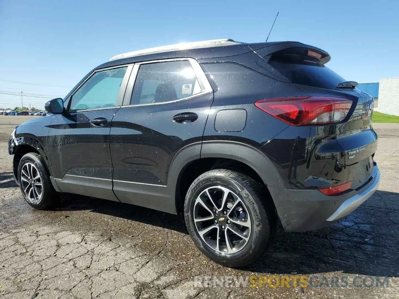2 Фотография поврежденного автомобиля KL79MRSL0SB185873 CHEVROLET TRAILBLZR 2025